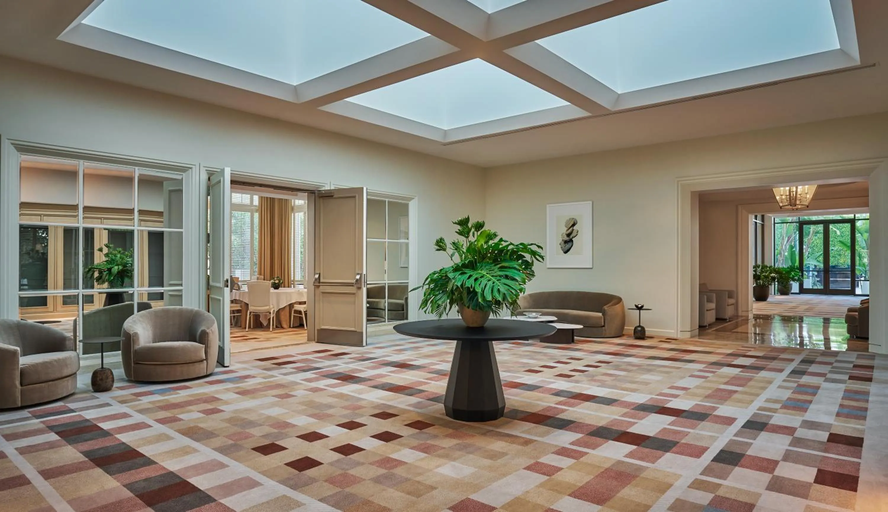 Meeting/conference room in Pendry Newport Beach