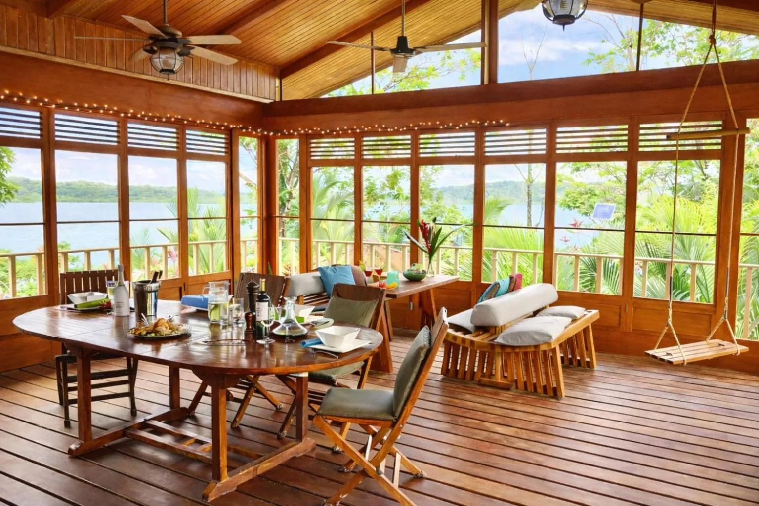 Dining area in Akwaba Lodge Island Boutique Hotel