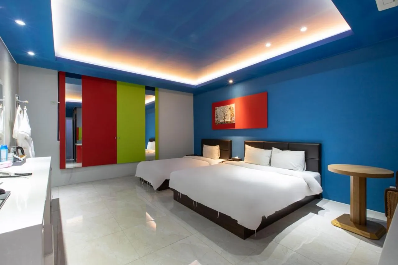 Bed in Incheon Pentastar Hotel