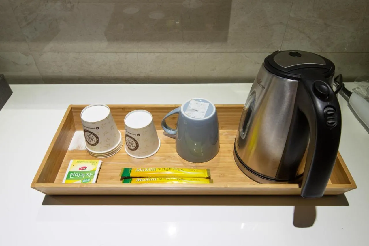 Coffee/tea facilities in Incheon Pentastar Hotel