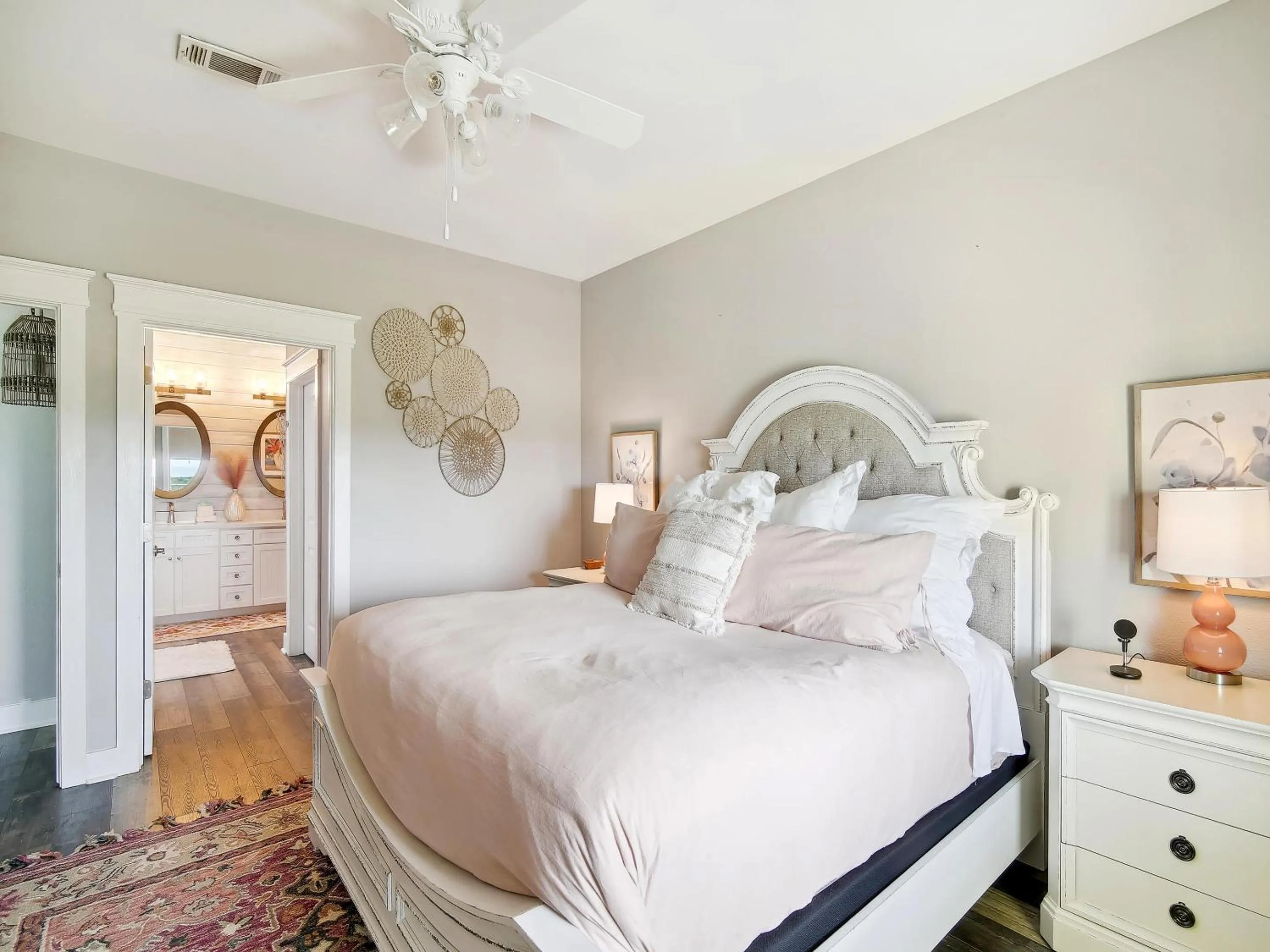 Property building, Bed in Pointe West 101 - Sunset Sands