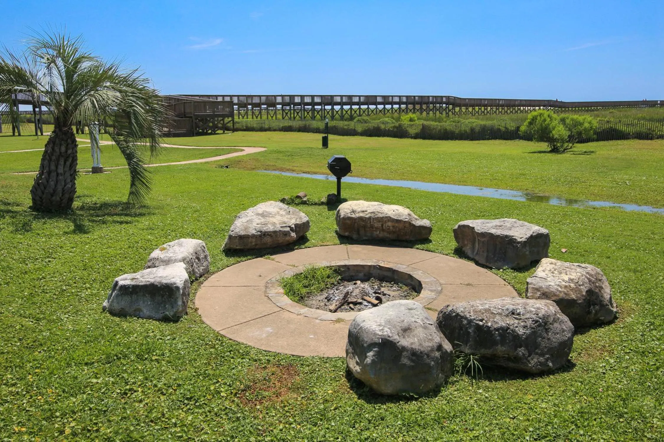 Property building in Pointe West 101 - Sunset Sands