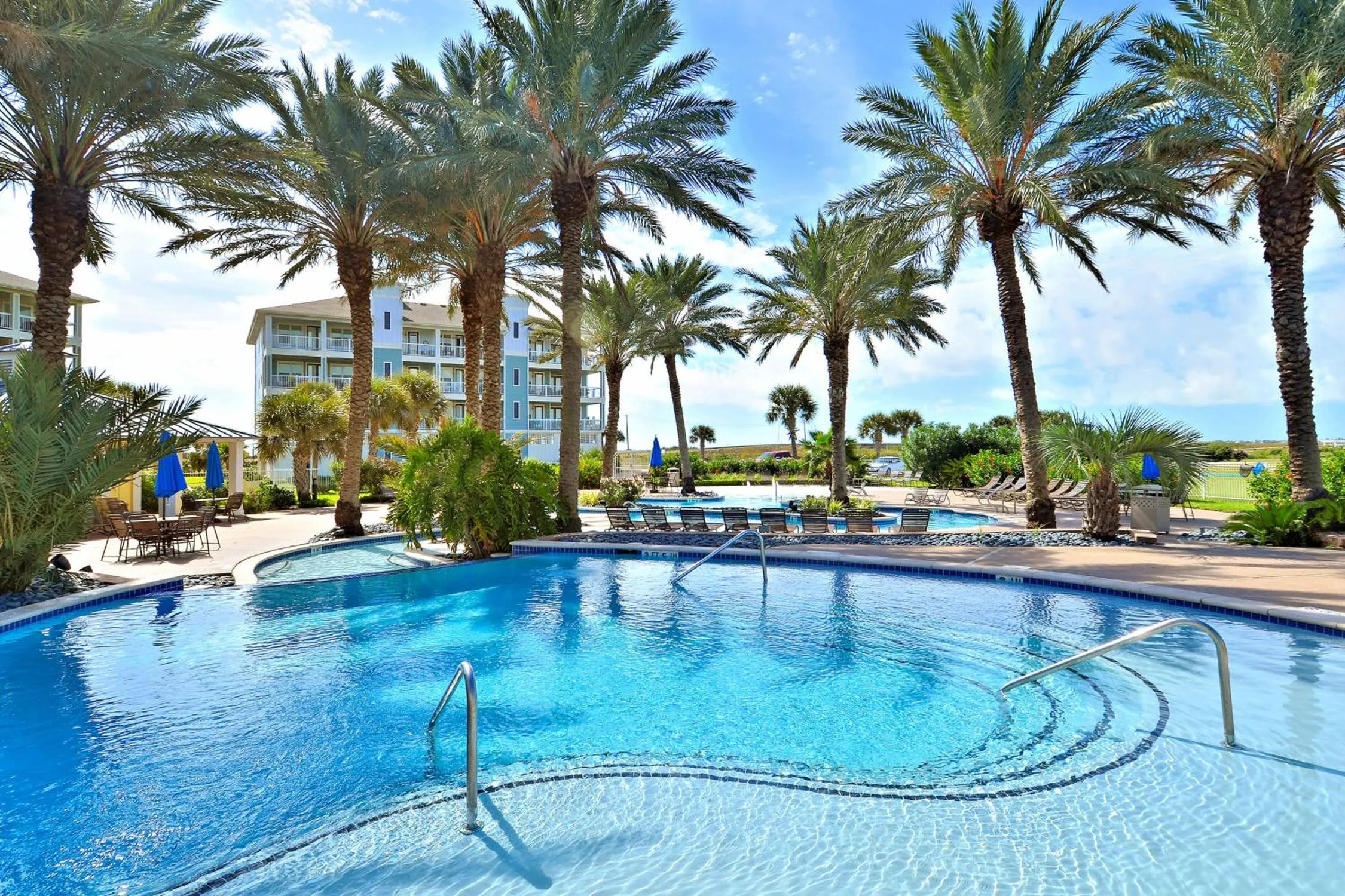 Property building in Pointe West 101 - Sunset Sands