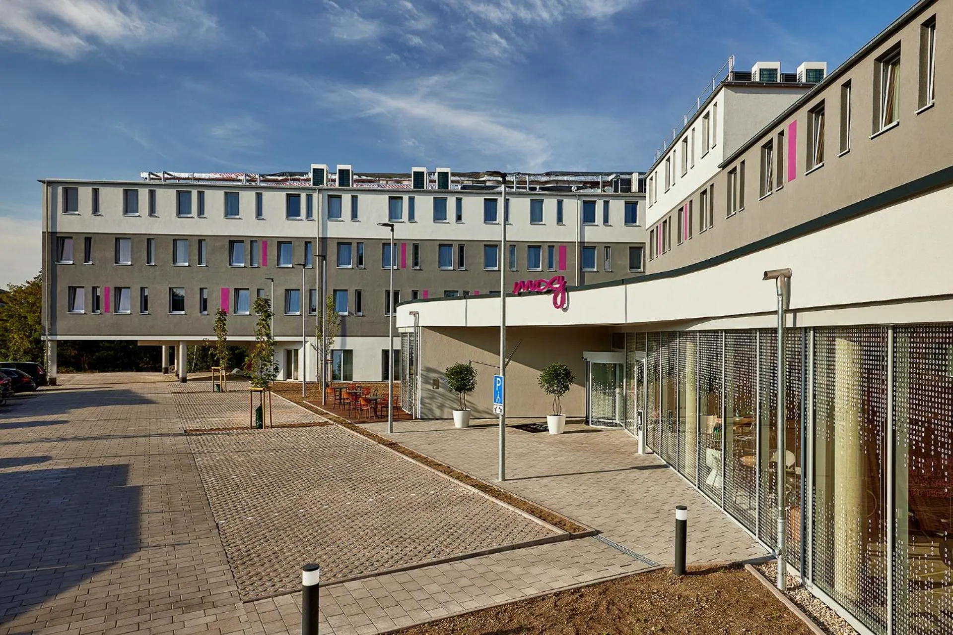 Property building in Moxy Karlsruhe