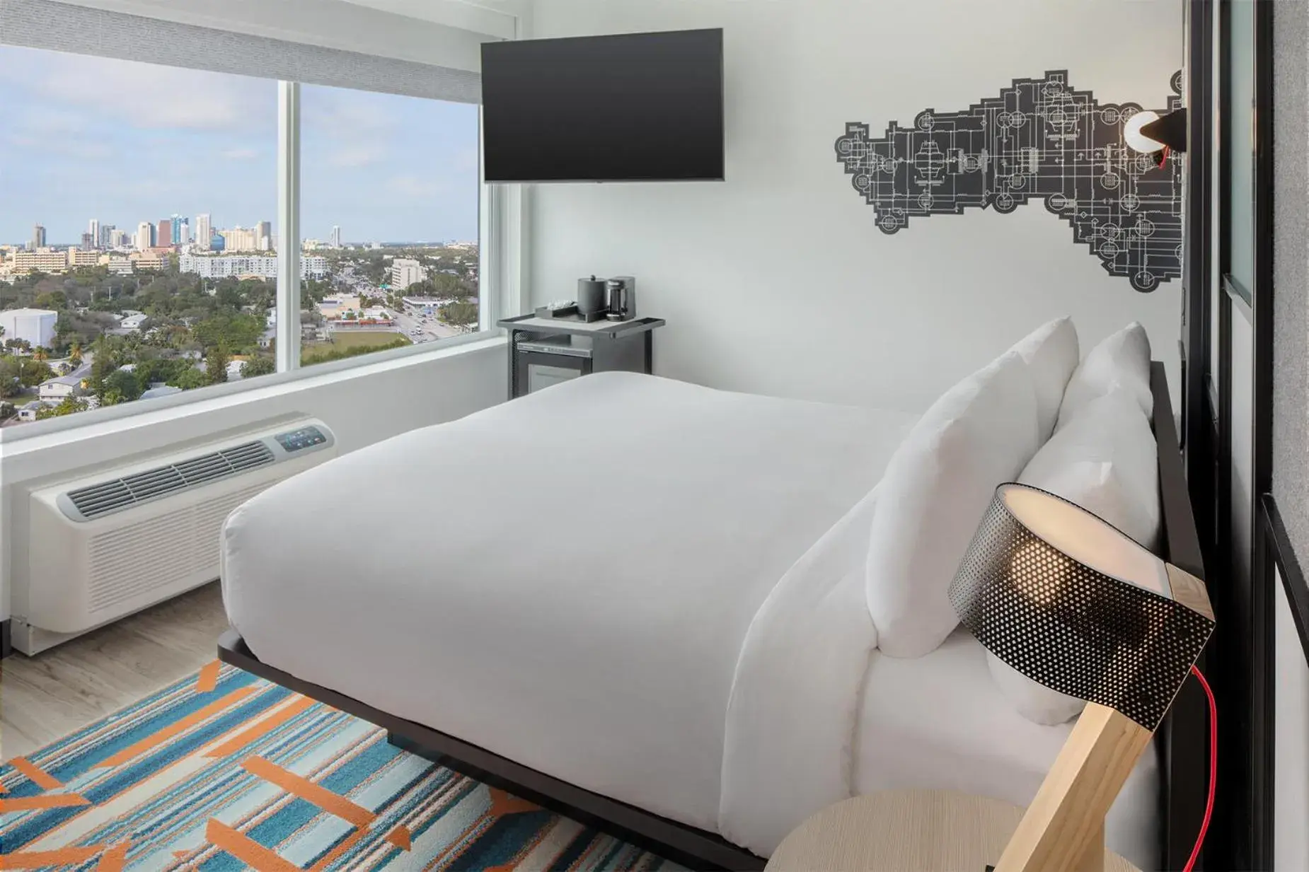 King Room with City View in Aloft Fort Lauderdale Airport & Cruise Port King Room with City View in Aloft Fort Lauderdale Airport & Cruise Port