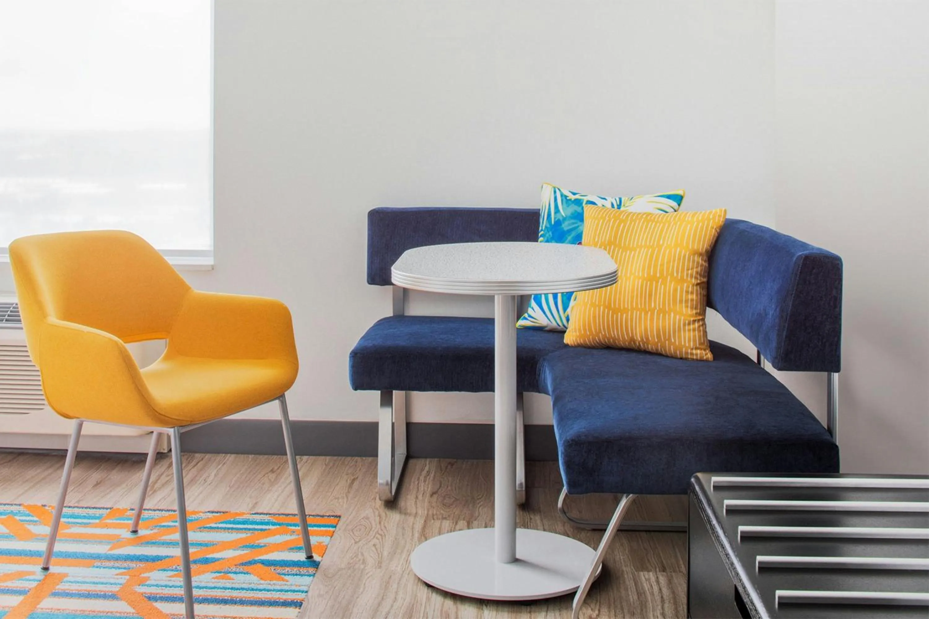 Bedroom in Aloft Fort Lauderdale Airport & Cruise Port