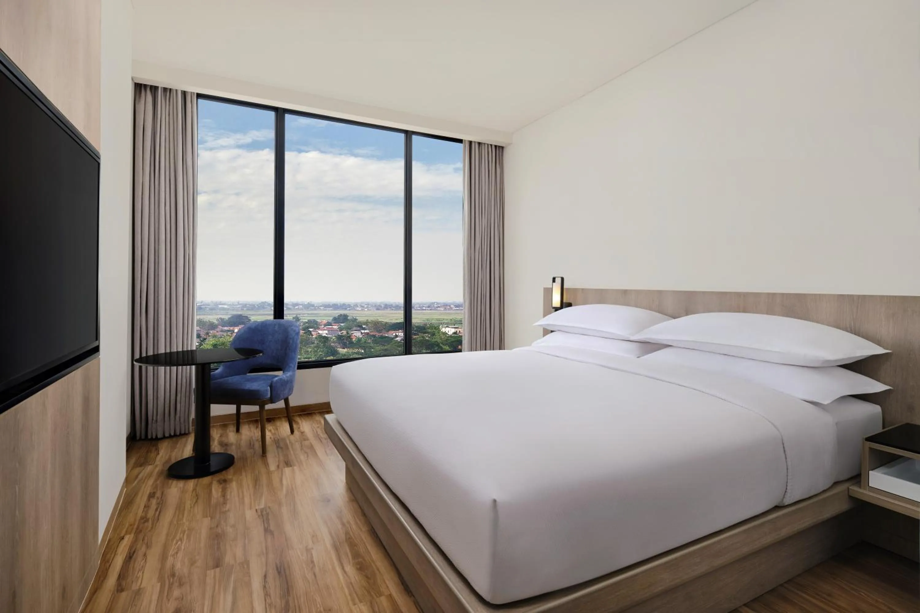 Bedroom, Bed in Fairfield by Marriott Jakarta Soekarno-Hatta Airport