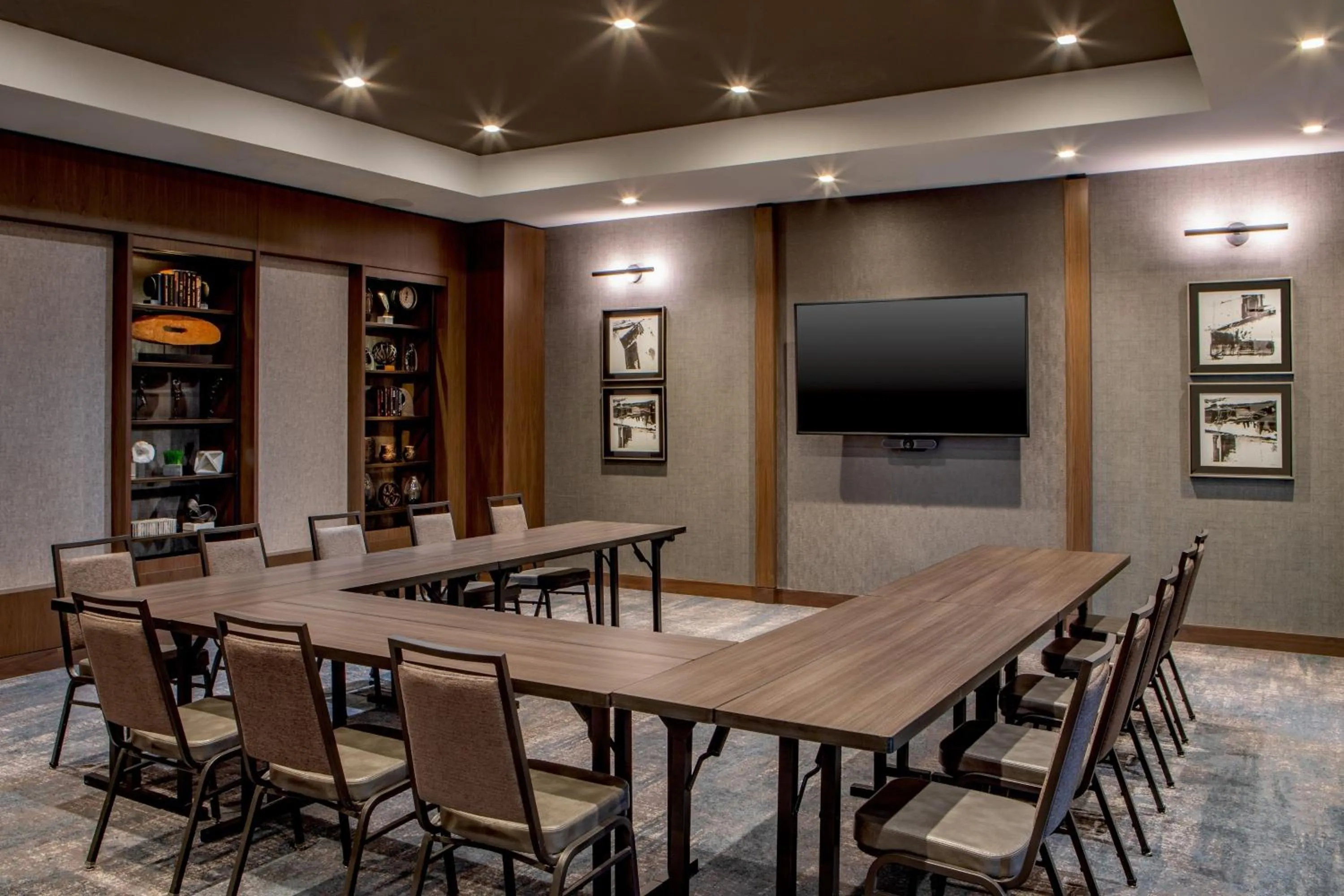 Meeting/conference room in The Artisan at Tuscan Village, Salem, NH, a Tribute Portfolio Hotel