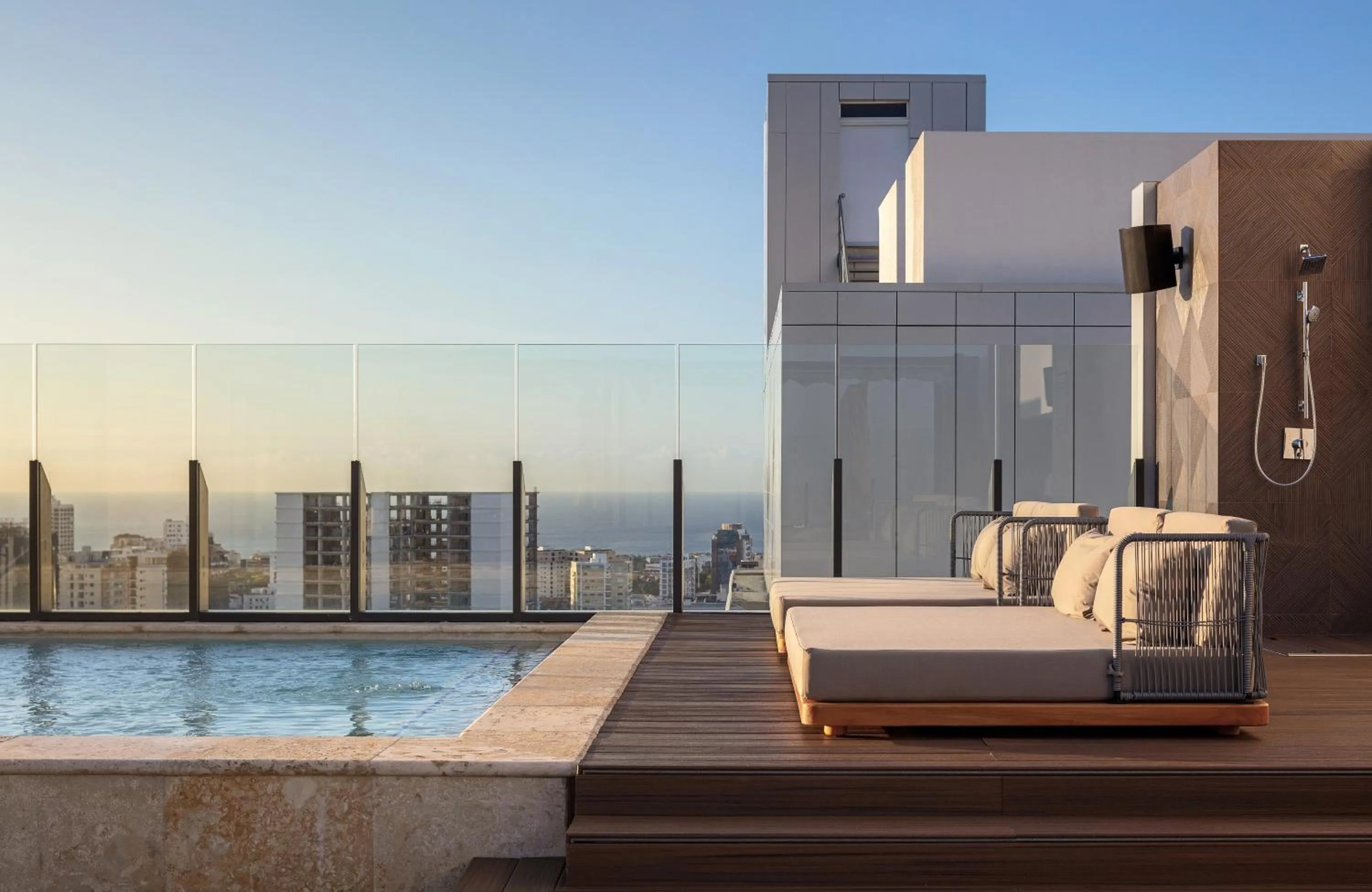 Swimming pool in Santo Domingo Marriott Hotel Piantini