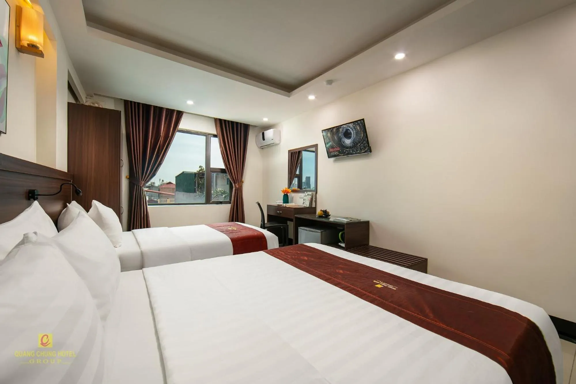Bed in Quang Chung Hotel Le Van Thiem