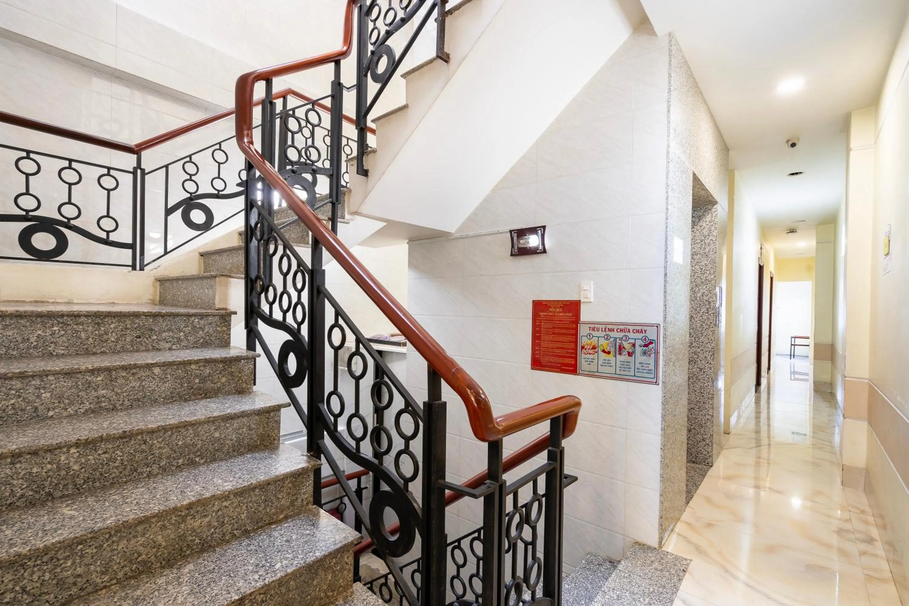 Mai Phương - RUBY SAIGON HOTEL