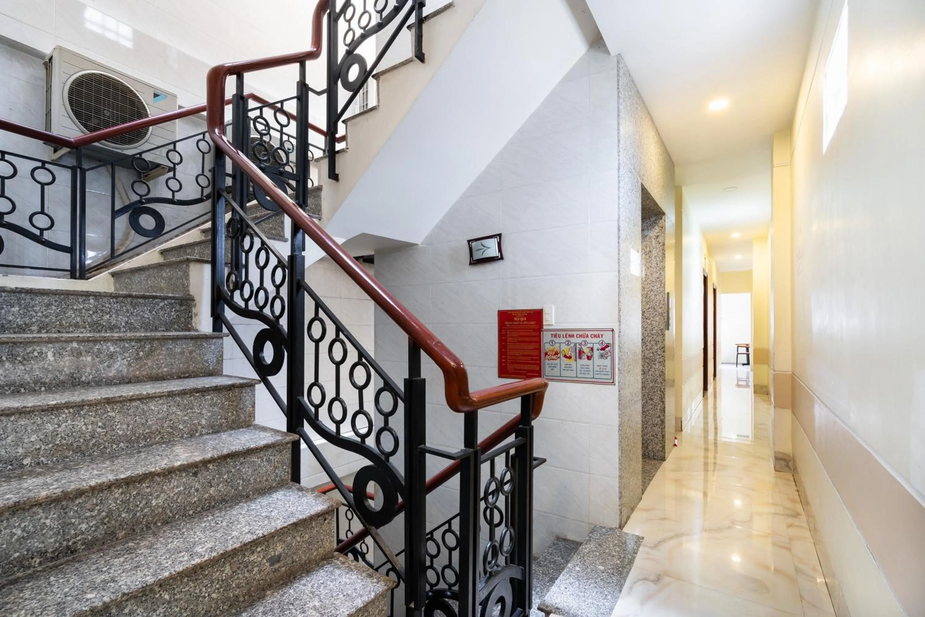 Mai Phương - RUBY SAIGON HOTEL