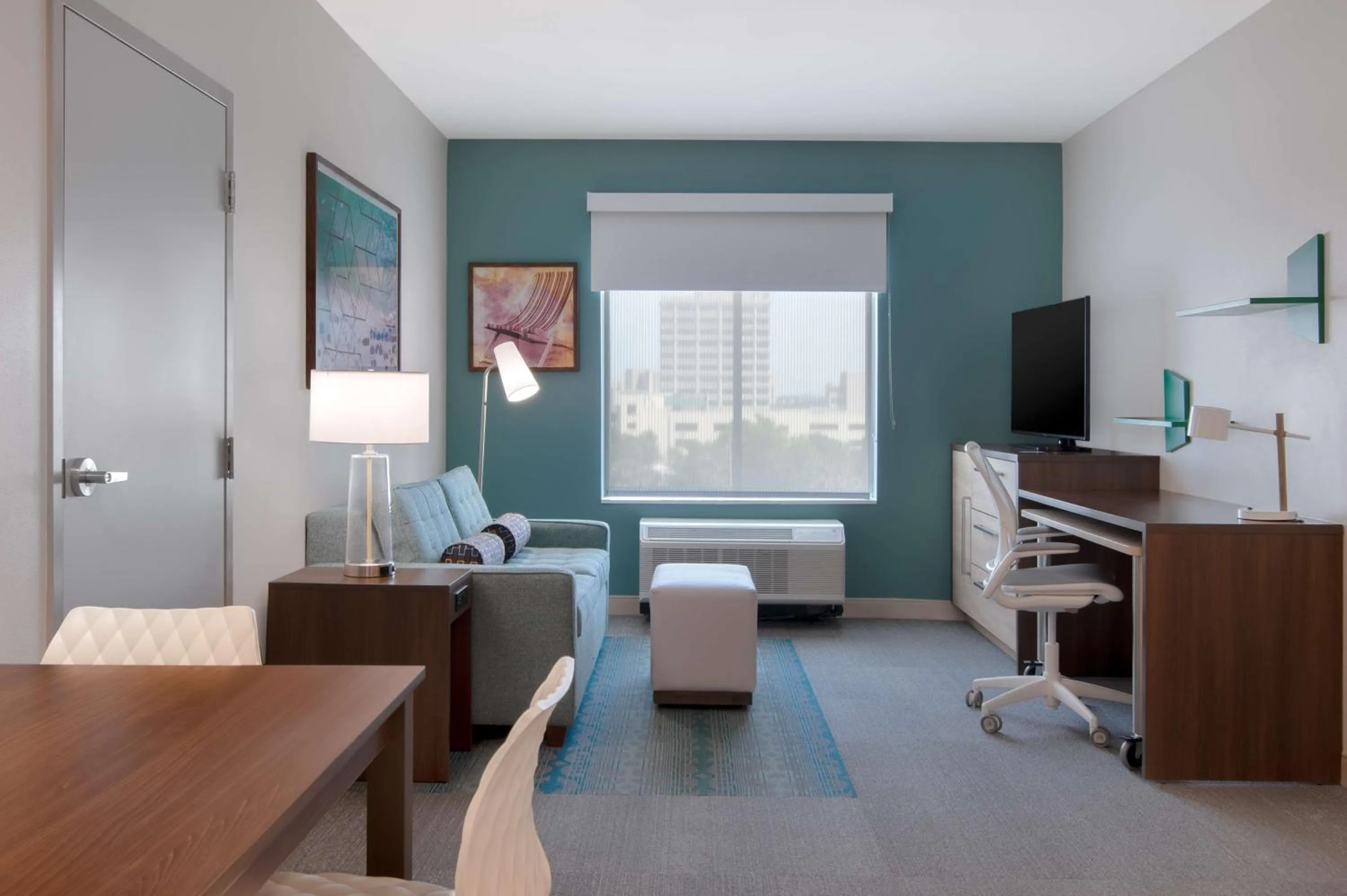 Bedroom in Home2 Suites By Hilton Jacksonville Downtown