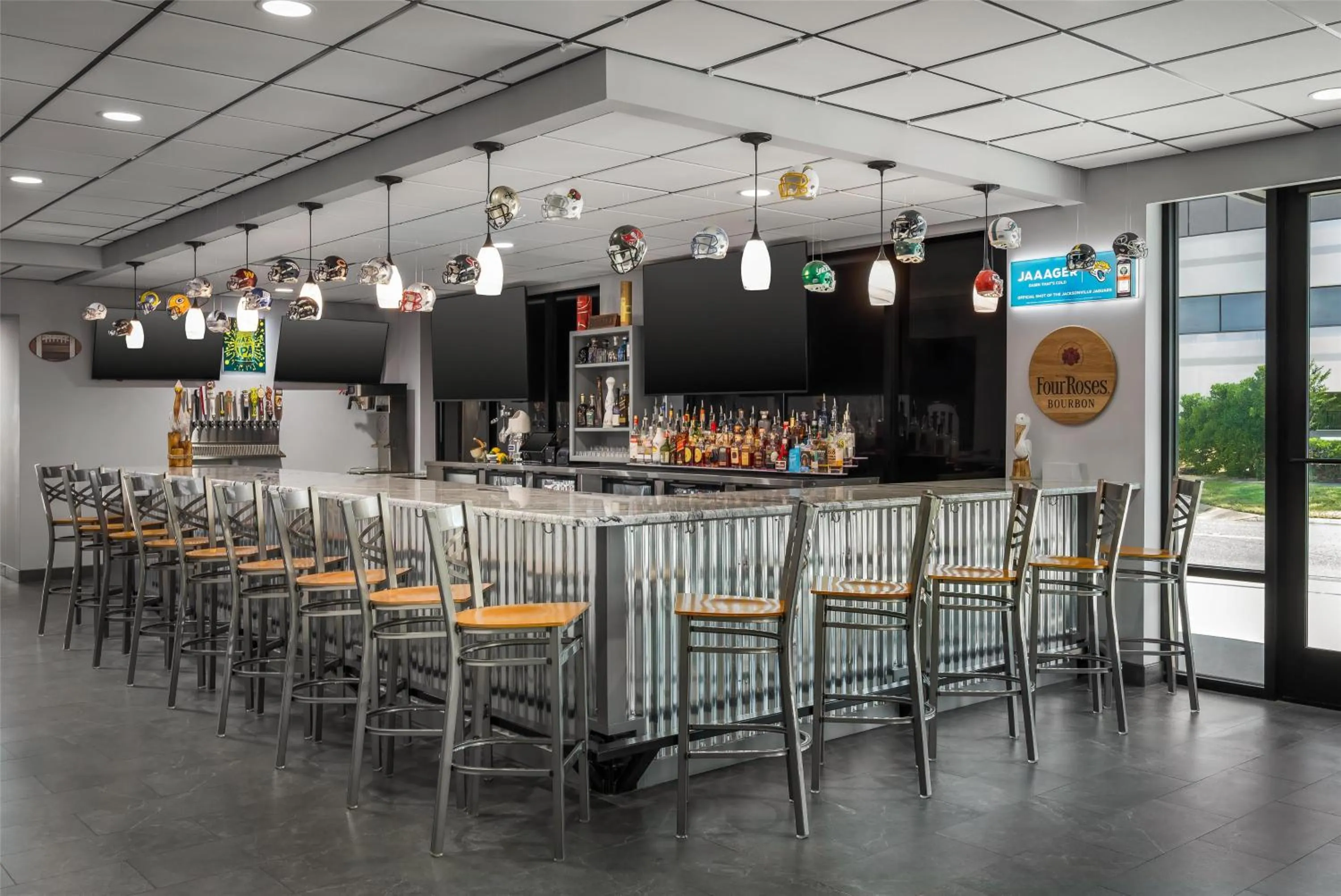 Lounge or bar in Home2 Suites By Hilton Jacksonville Downtown