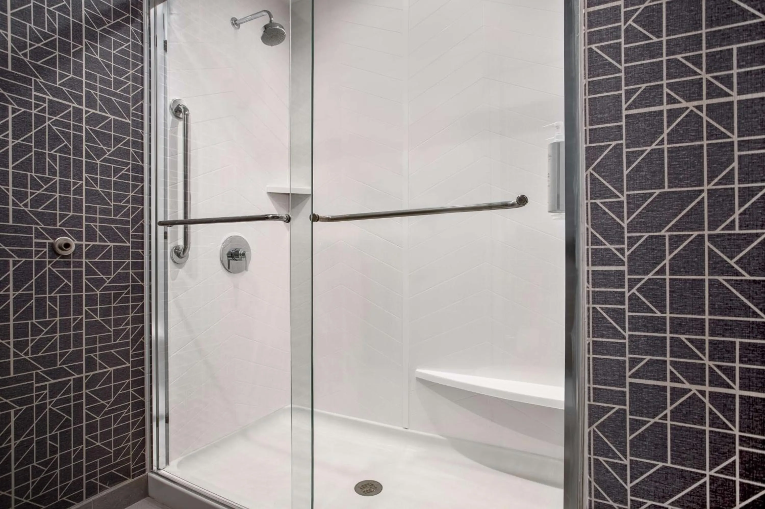 Bathroom in Homewood Suites By Hilton Missoula