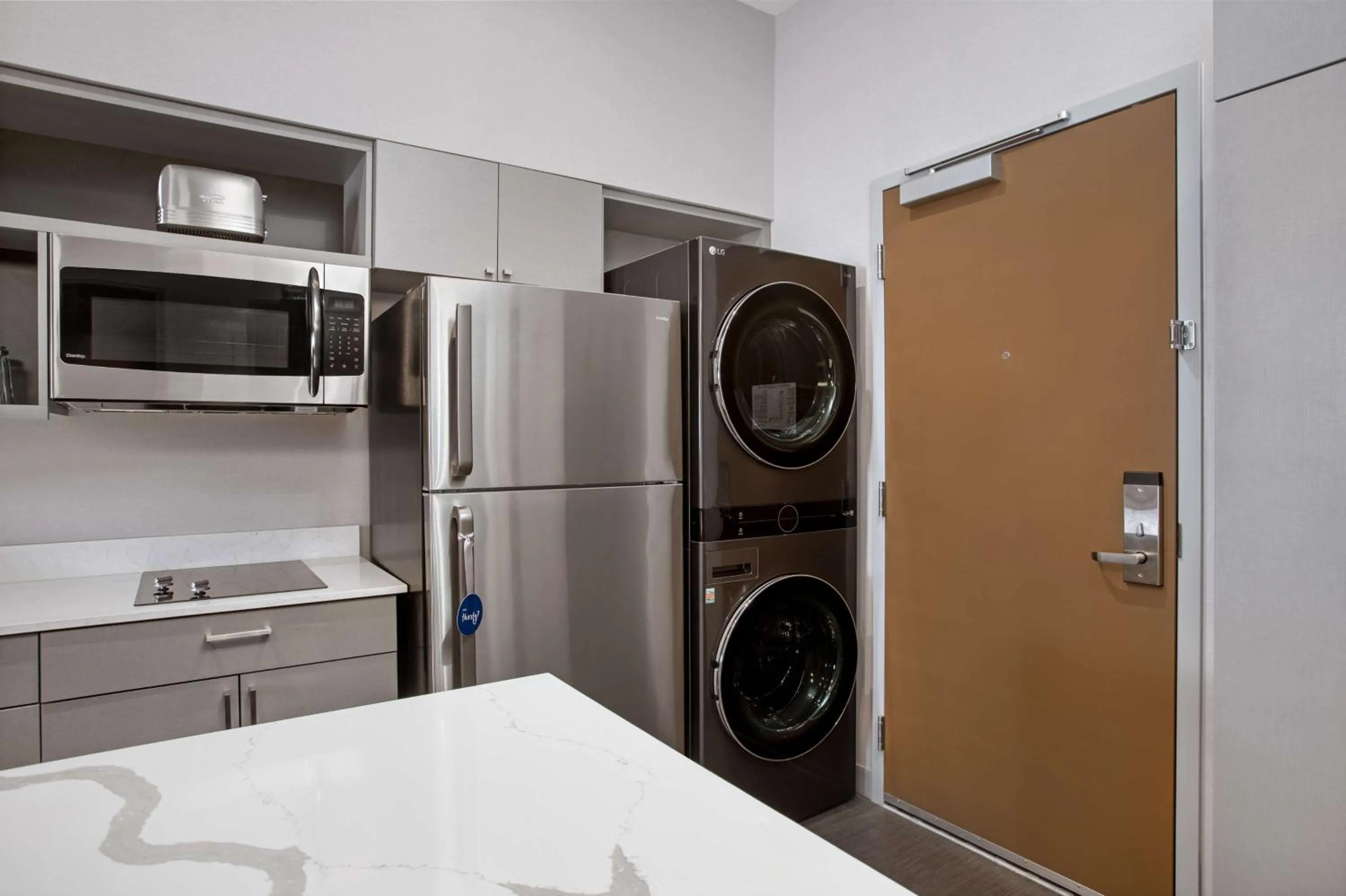Kitchen or kitchenette in Homewood Suites By Hilton Missoula