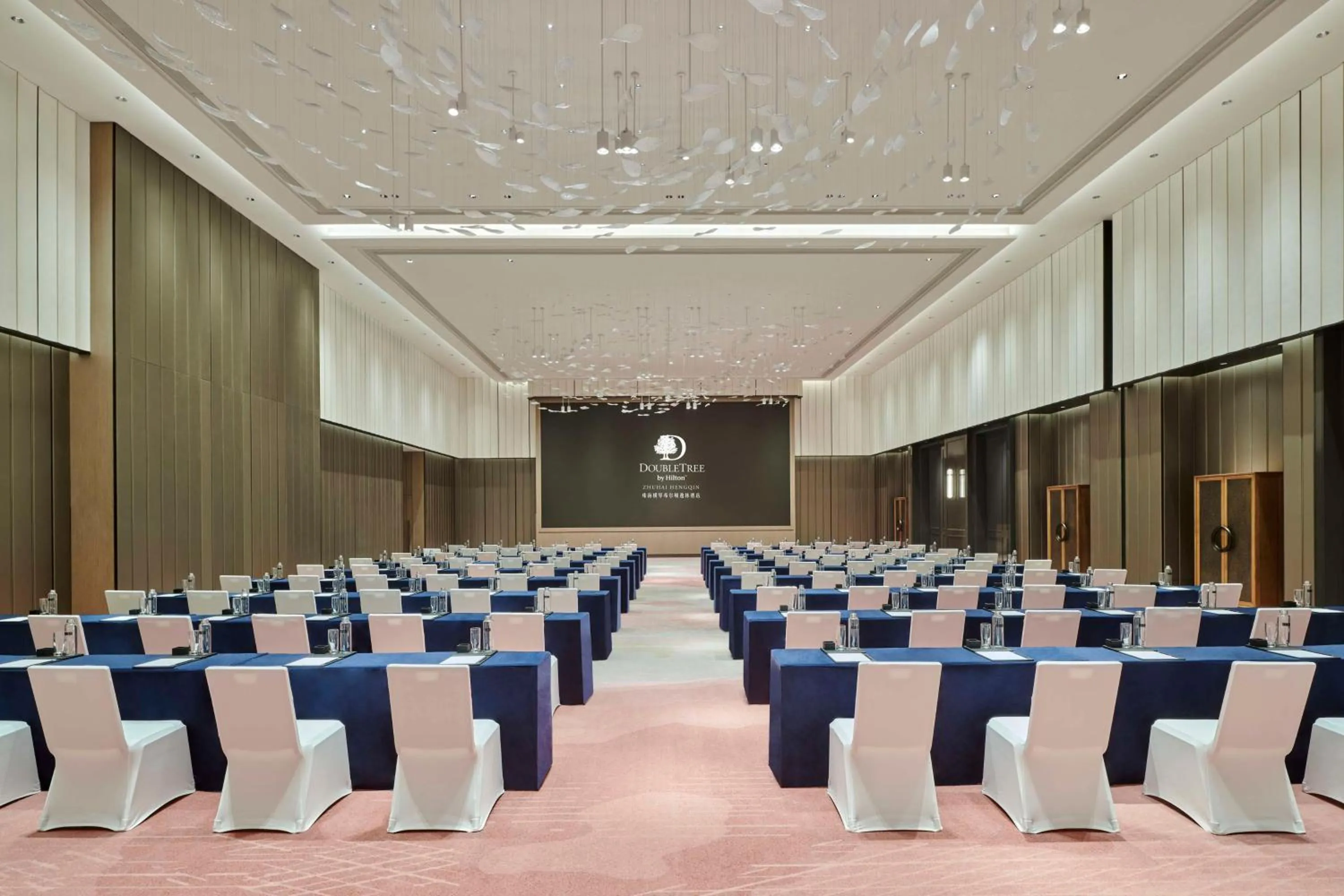 Meeting/conference room in DoubleTree by Hilton Zhuhai Hengqin