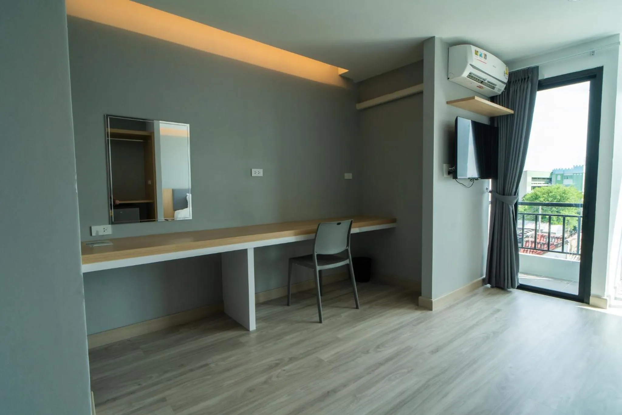 hair dresser in Goodday Hotel