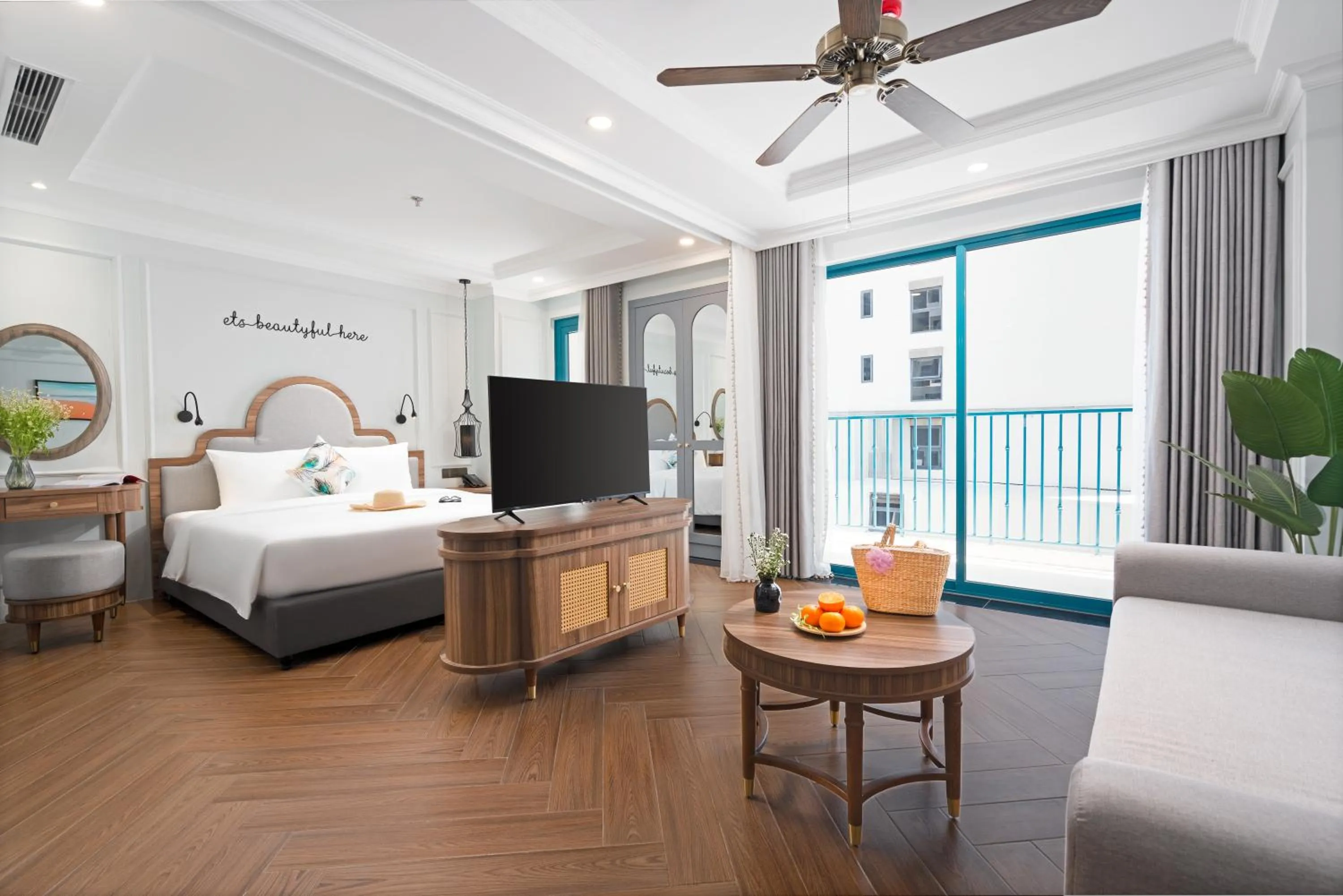 Bed in Pavillon Boutique Hotel & Apartment Nha Trang