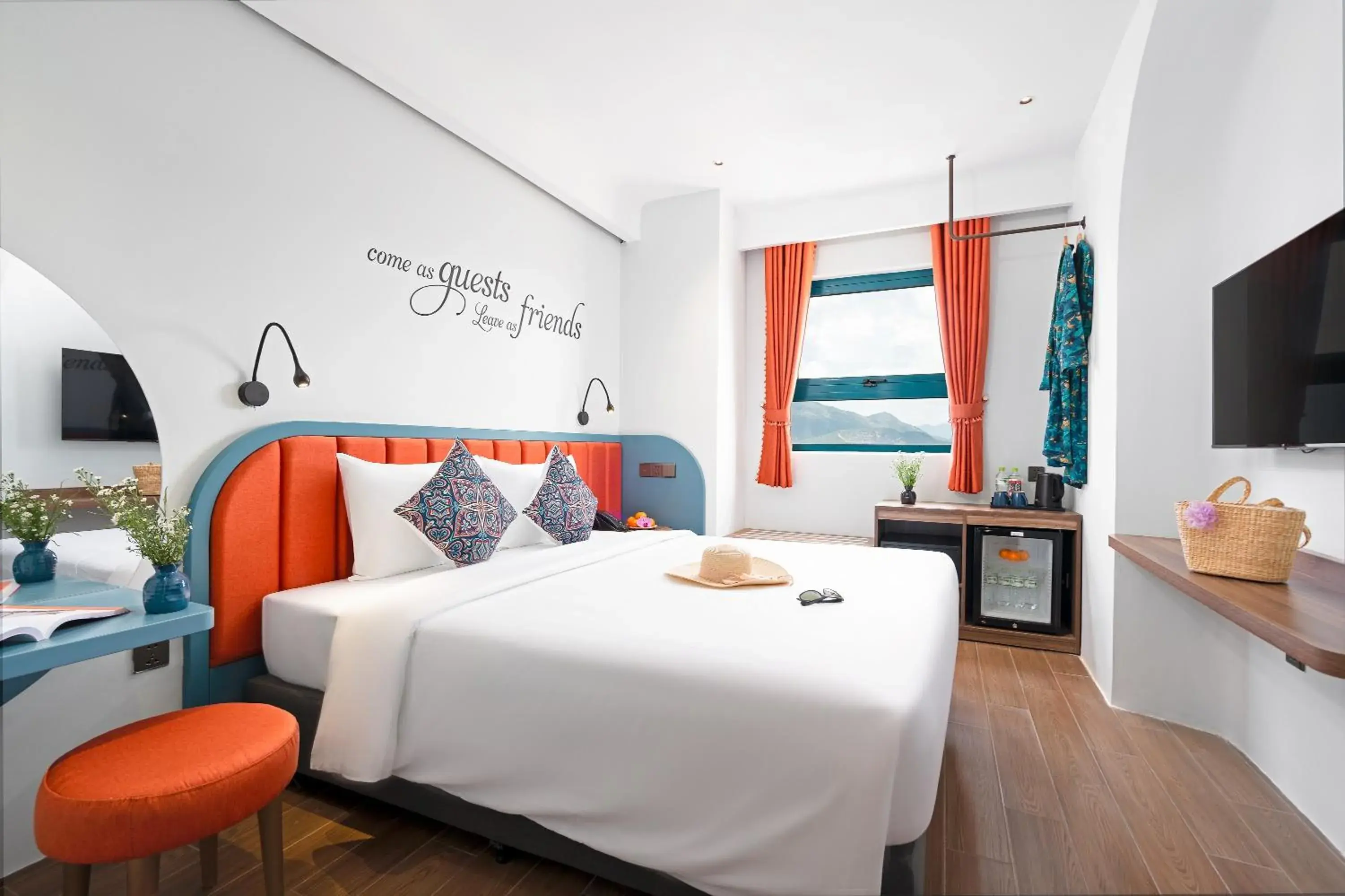 Superior Double or Twin Room with Mountain View in Pavillon Boutique Hotel & Apartment Nha Trang Superior Double or Twin Room with Mountain View in Pavillon Boutique Hotel & Apartment Nha Trang