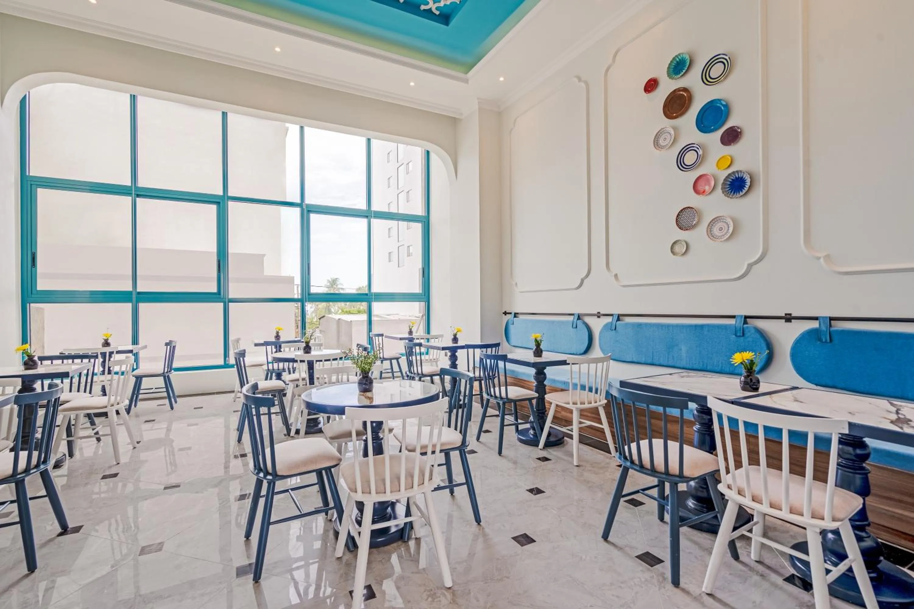 Restaurant/places to eat in Pavillon Boutique Hotel & Apartment Nha Trang