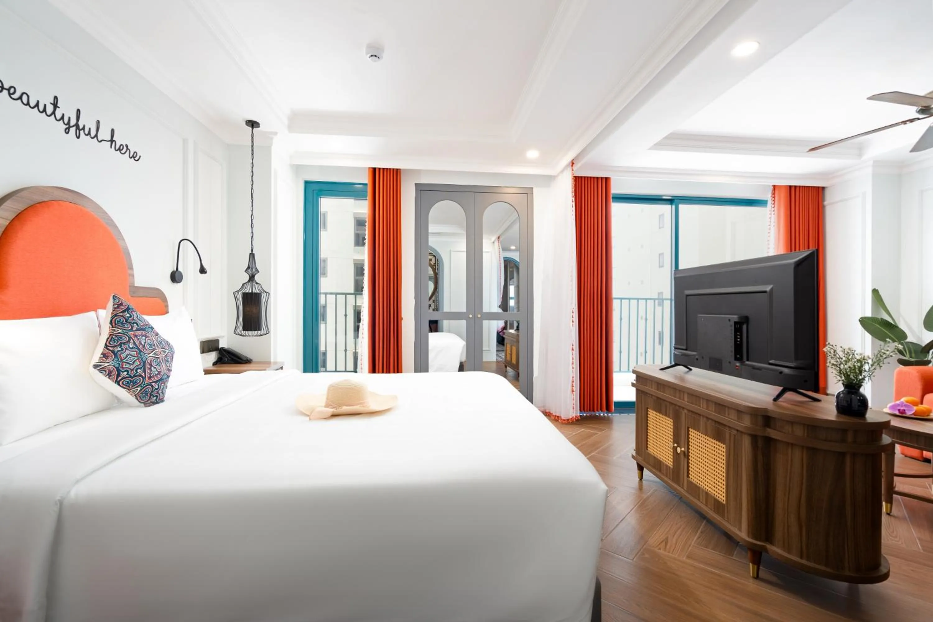 Bed in Pavillon Boutique Hotel & Apartment Nha Trang