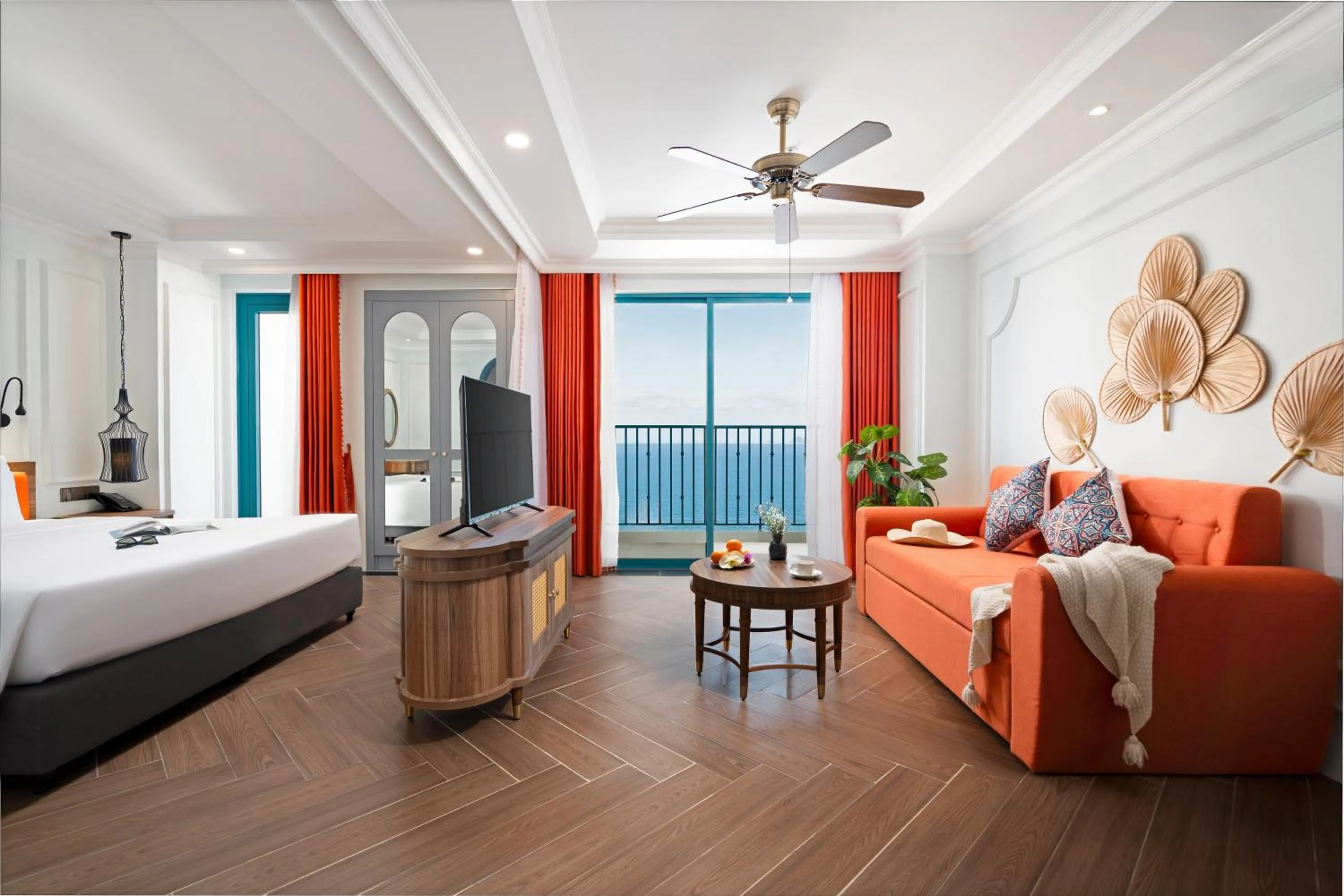 View (from property/room), Bed in Pavillon Boutique Hotel & Apartment Nha Trang