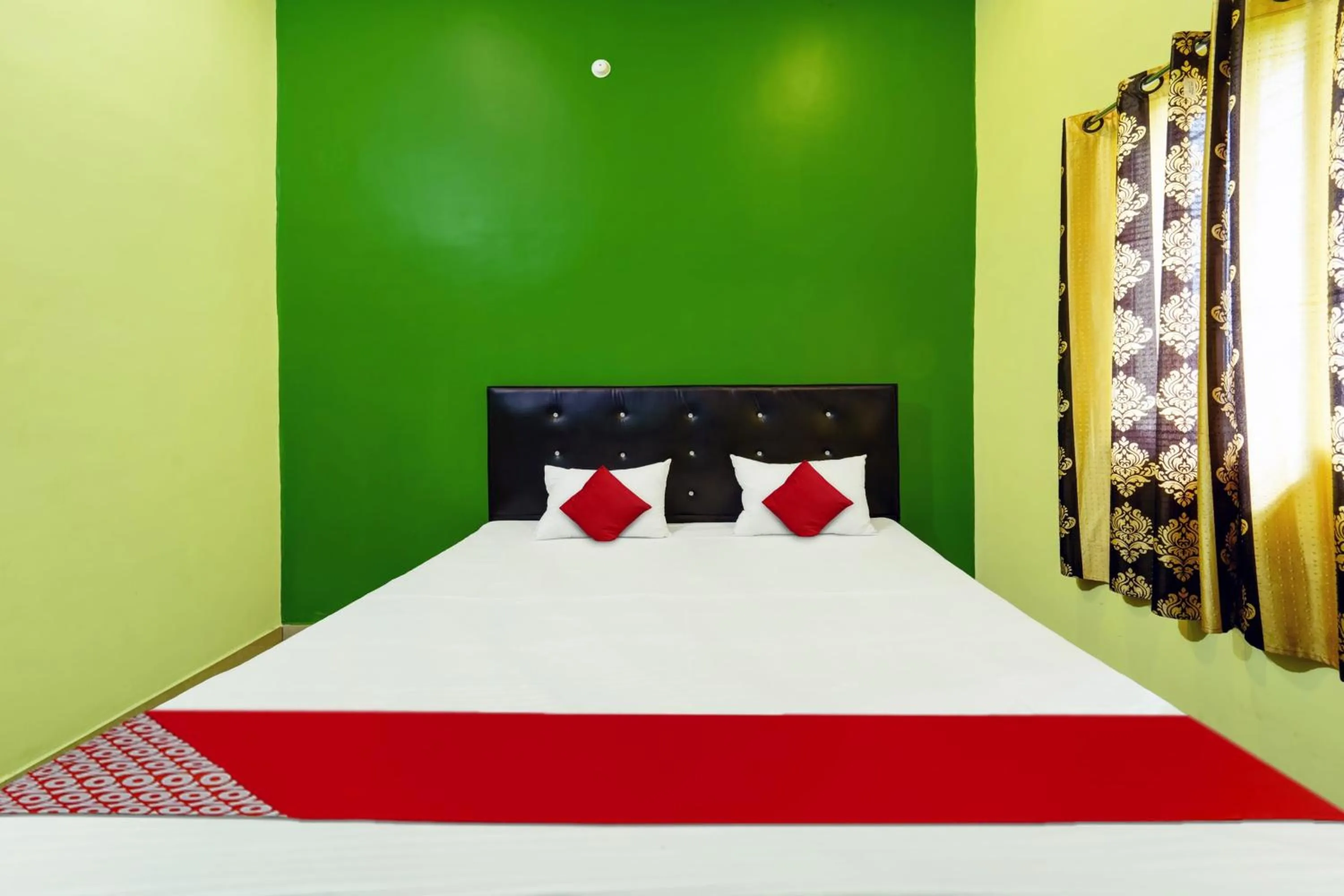 Bedroom in Hotel O by OYO Raj Munmun Hotel