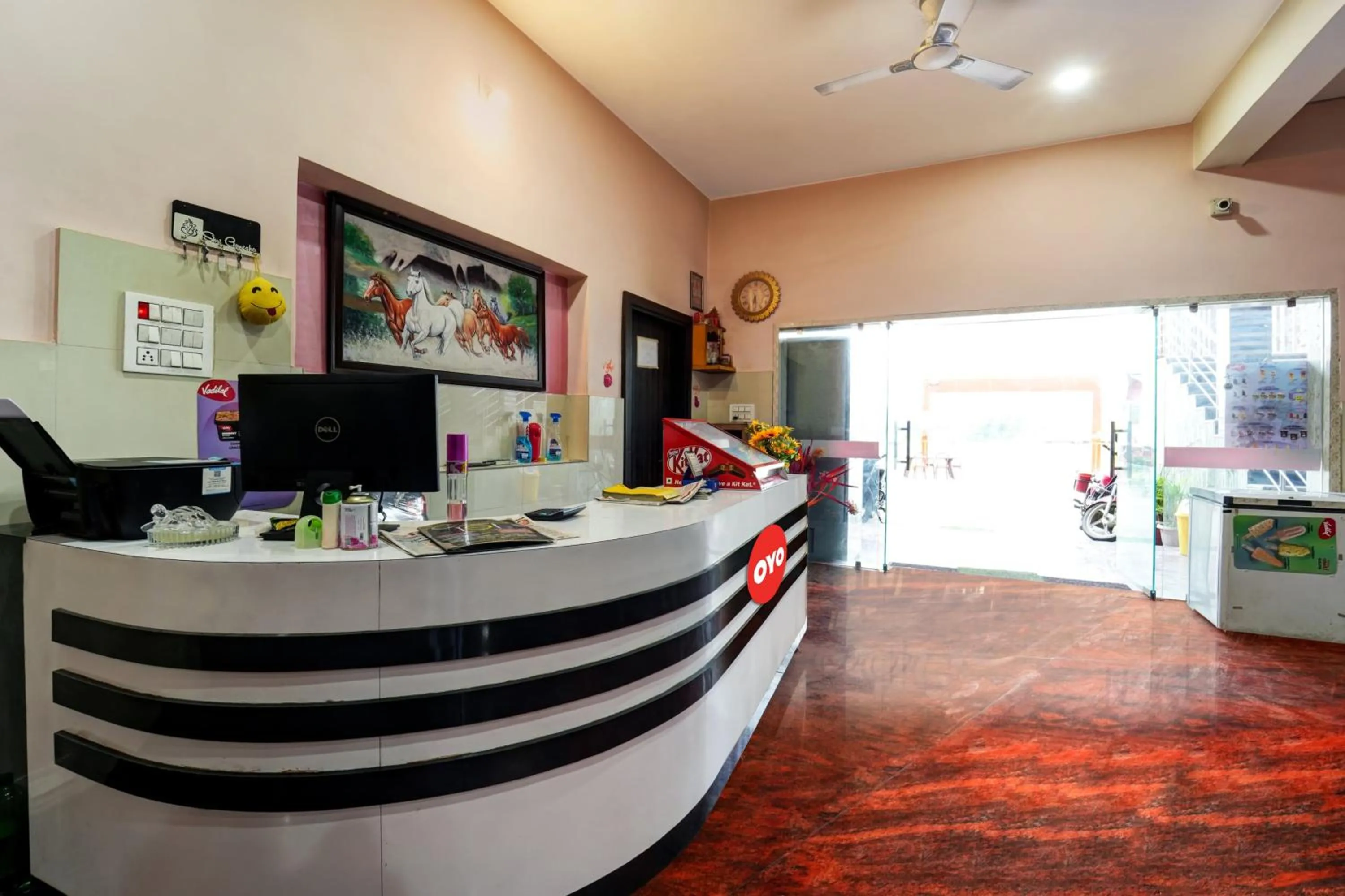 Hotel O Raj Munmun Hotel