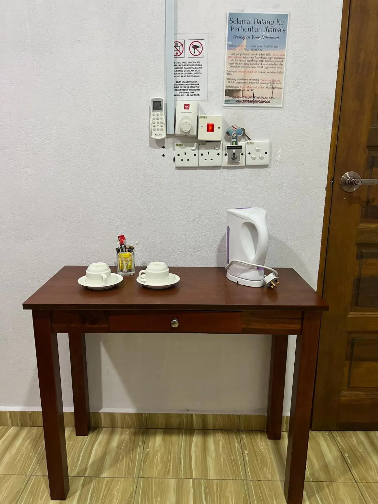 Quadruple Room in Perhentian Mama's Quadruple Room in Perhentian Mama's