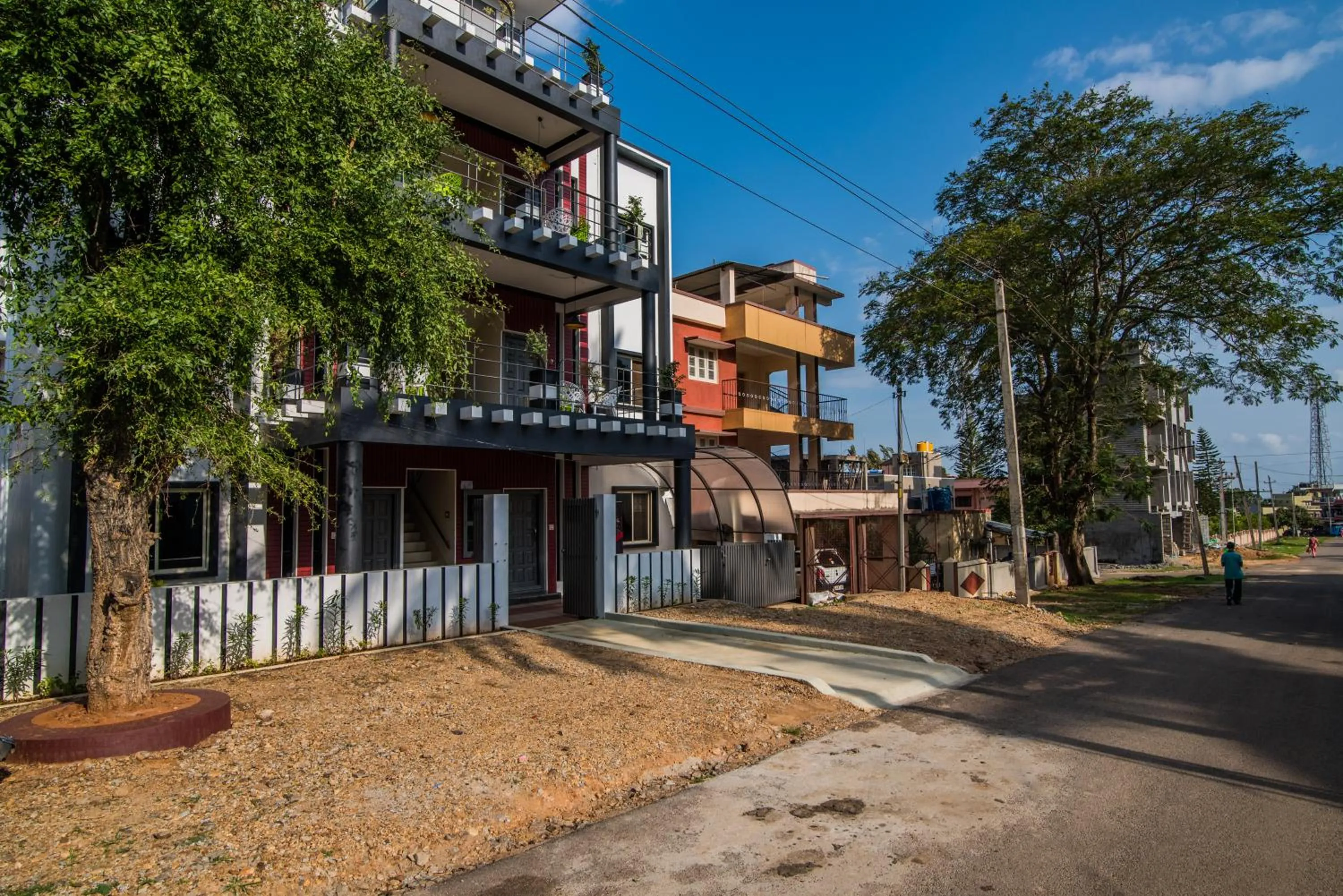 Property building in Kanasu StayHome