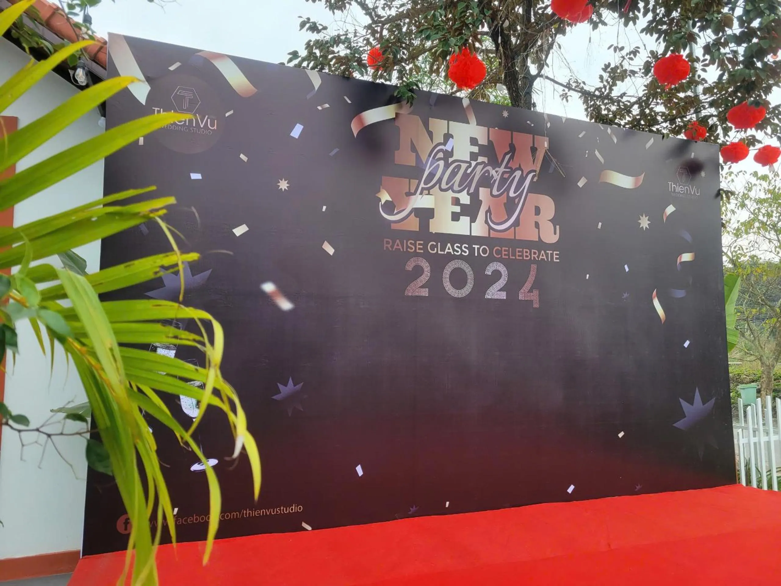 Evening entertainment in Lagom Ninh Bình Homestay