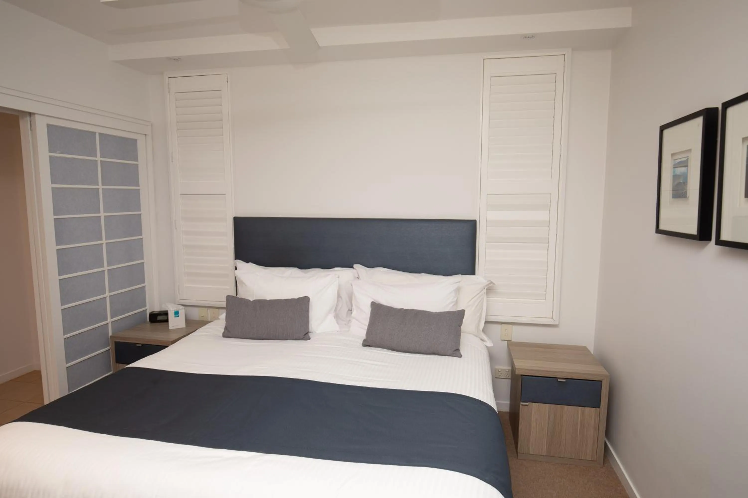 Bed in 71 Hastings Street - Beachfront