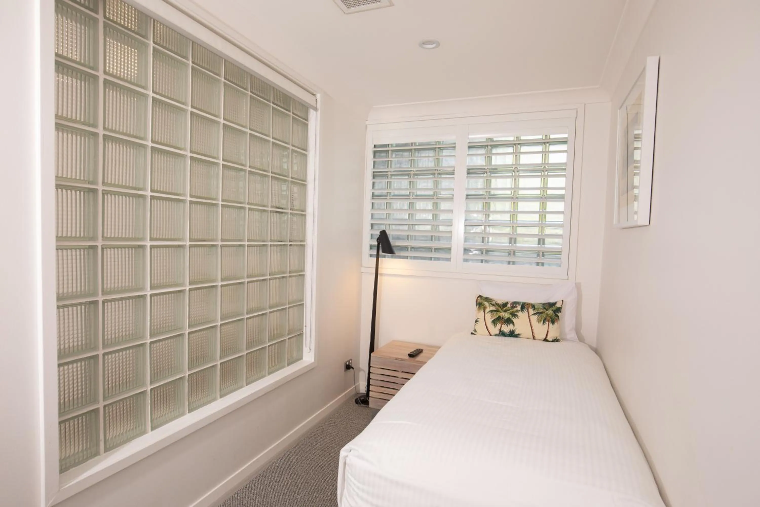 Bed in 71 Hastings Street - Beachfront