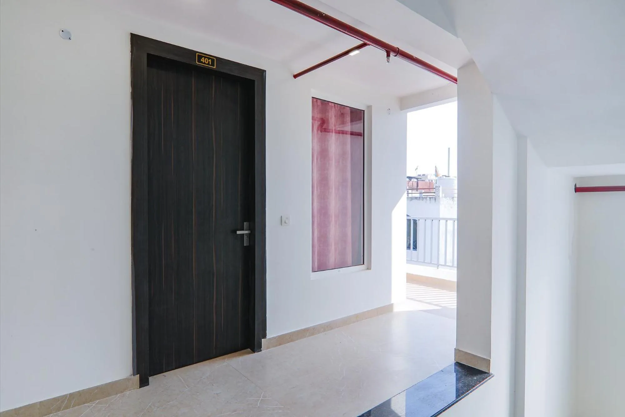 Lobby or reception in FabHotel The Comfort