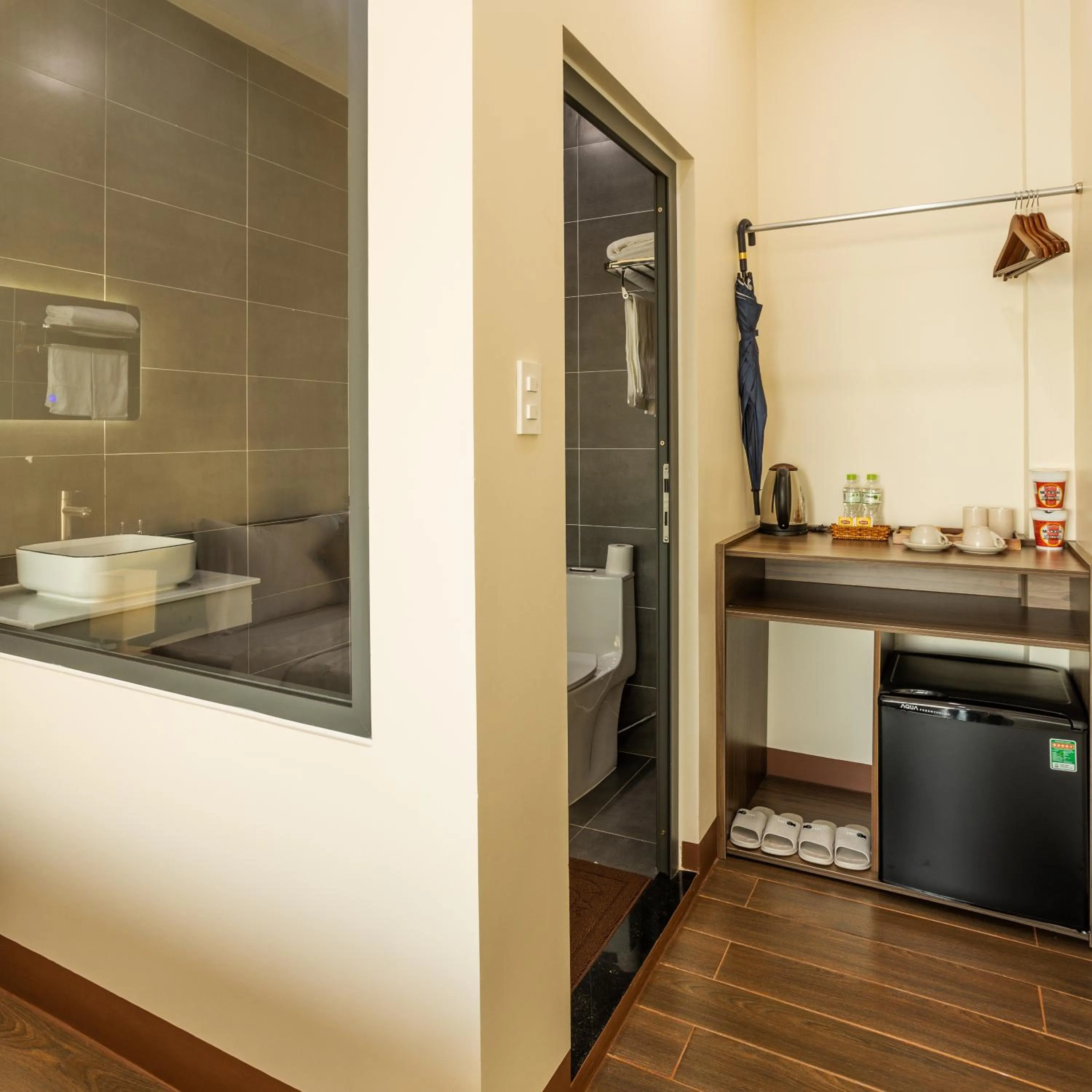 Shower in Wave Sound Beach House Phu Quoc