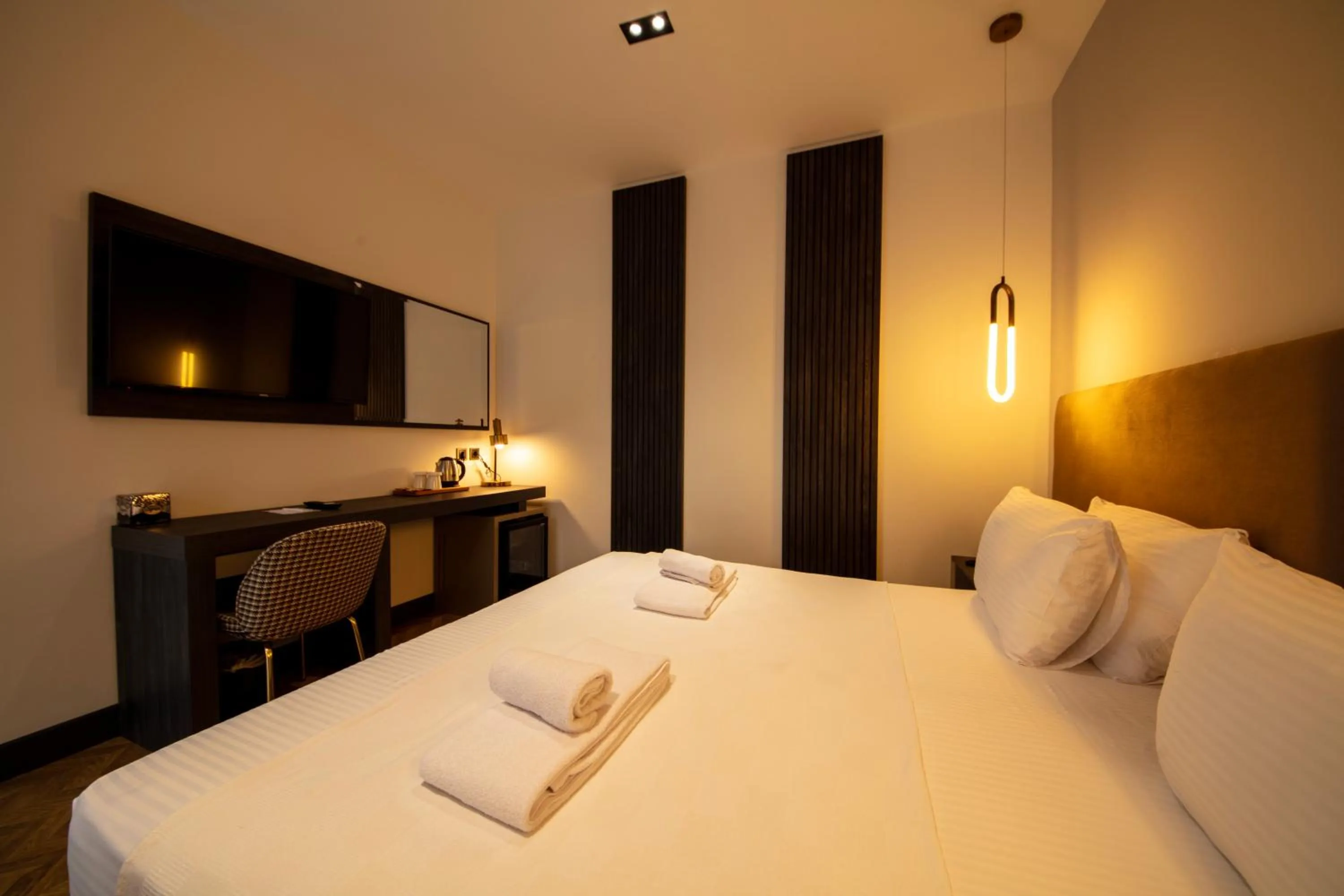 Bedroom, Bed in V Center Hotel