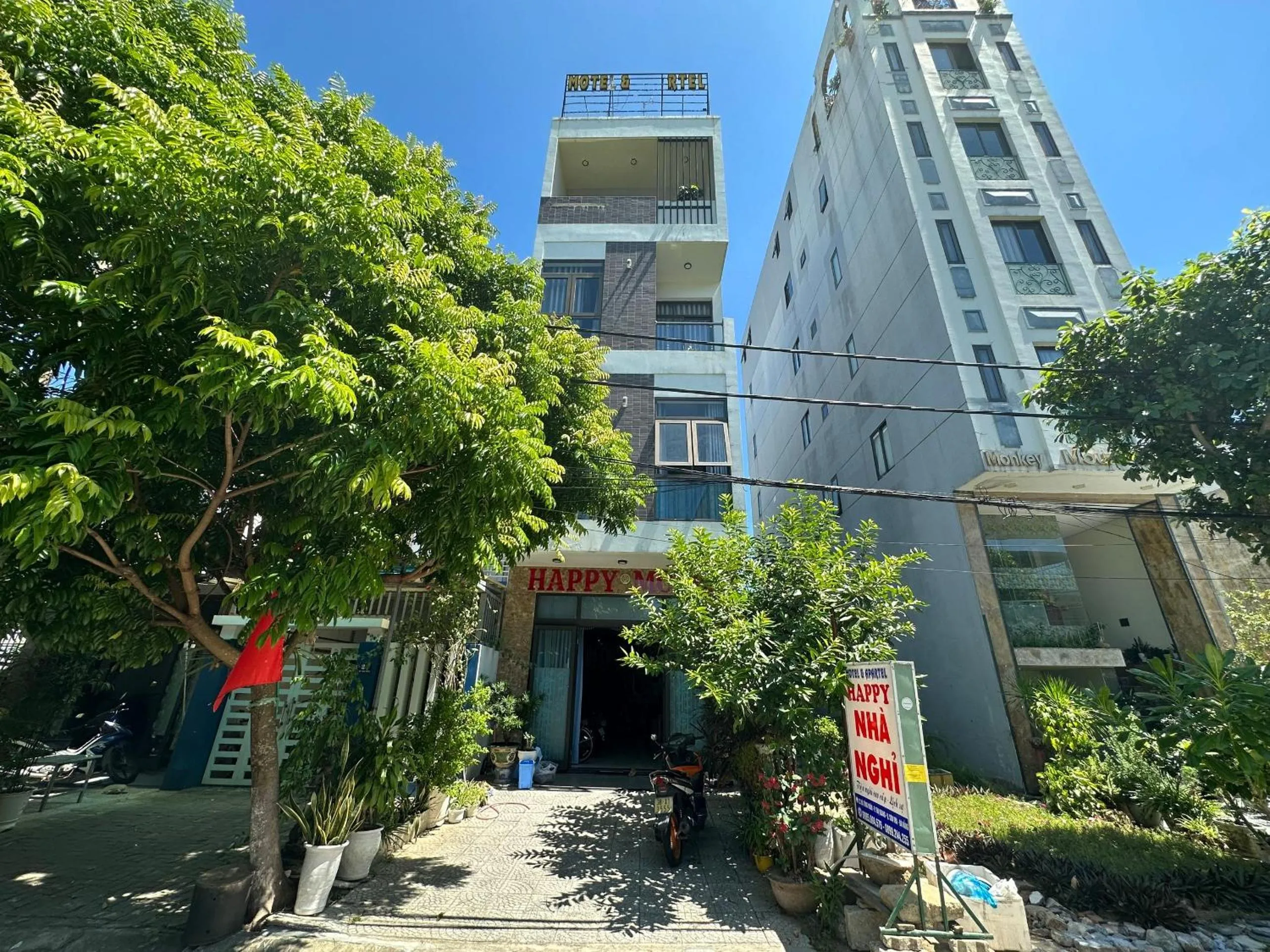 Facade/entrance in OYO 1191 Happy Motel