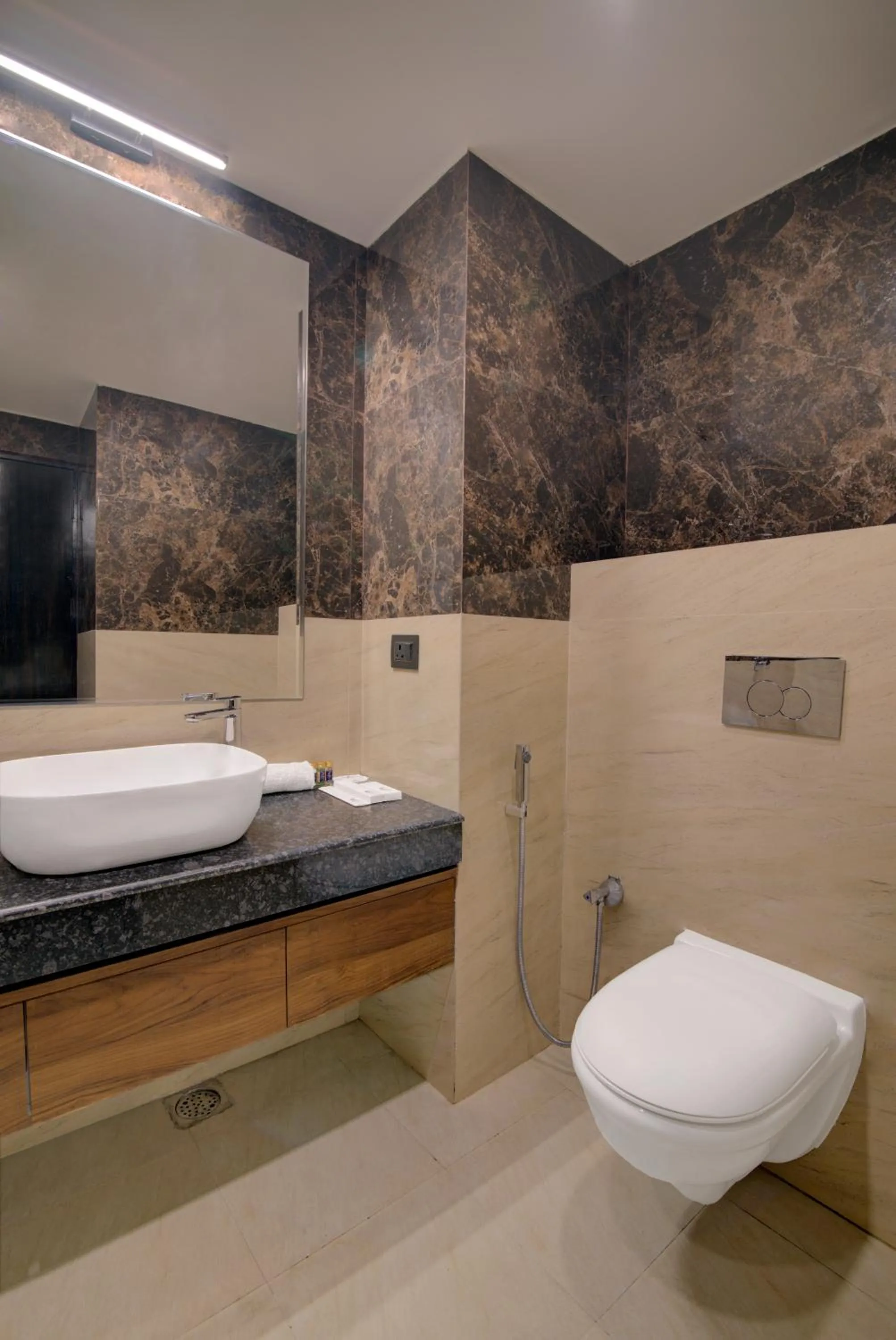 Bathroom in Comfort Inn Karnal
