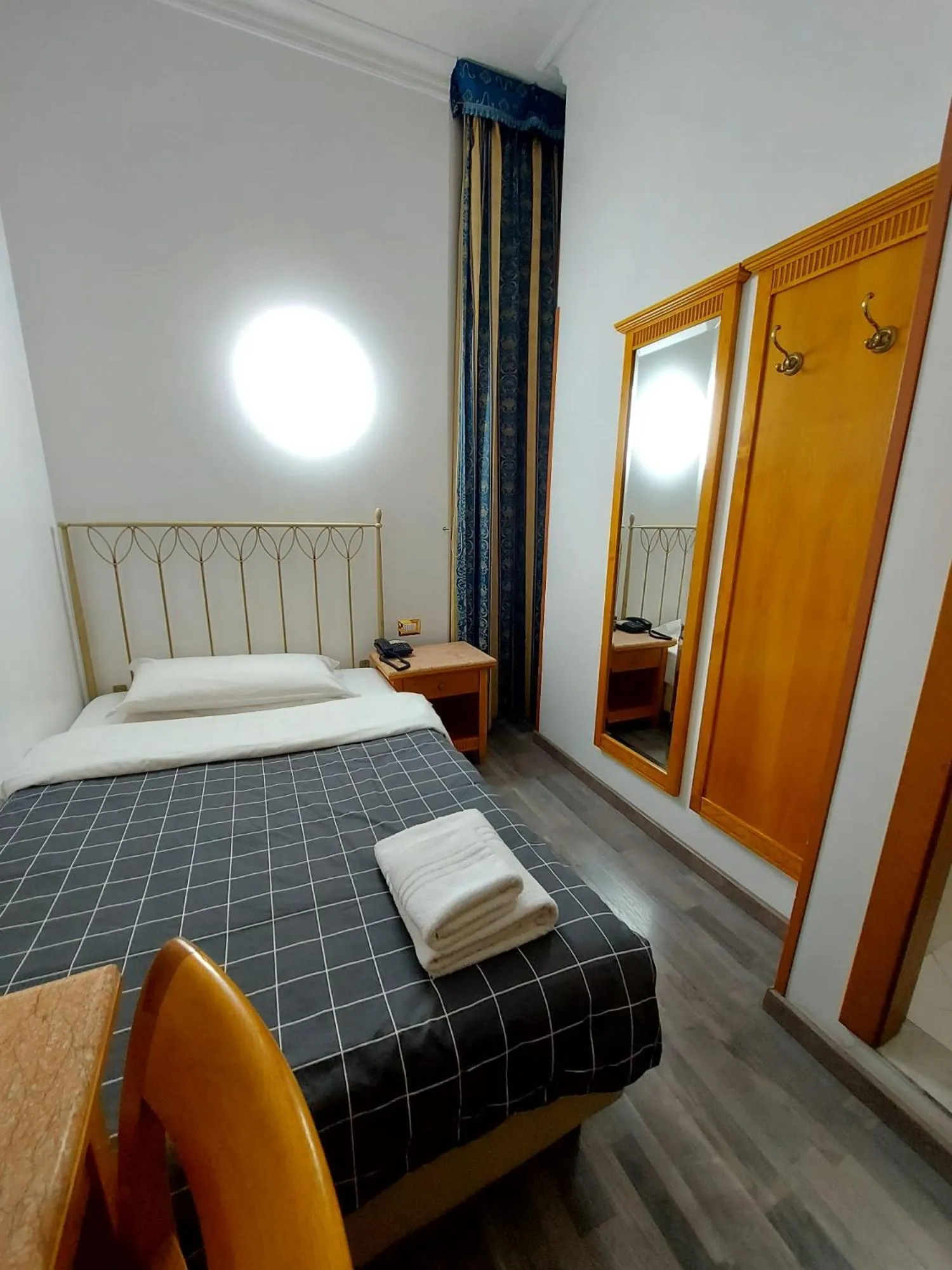 Bed in Hotel Positano 2