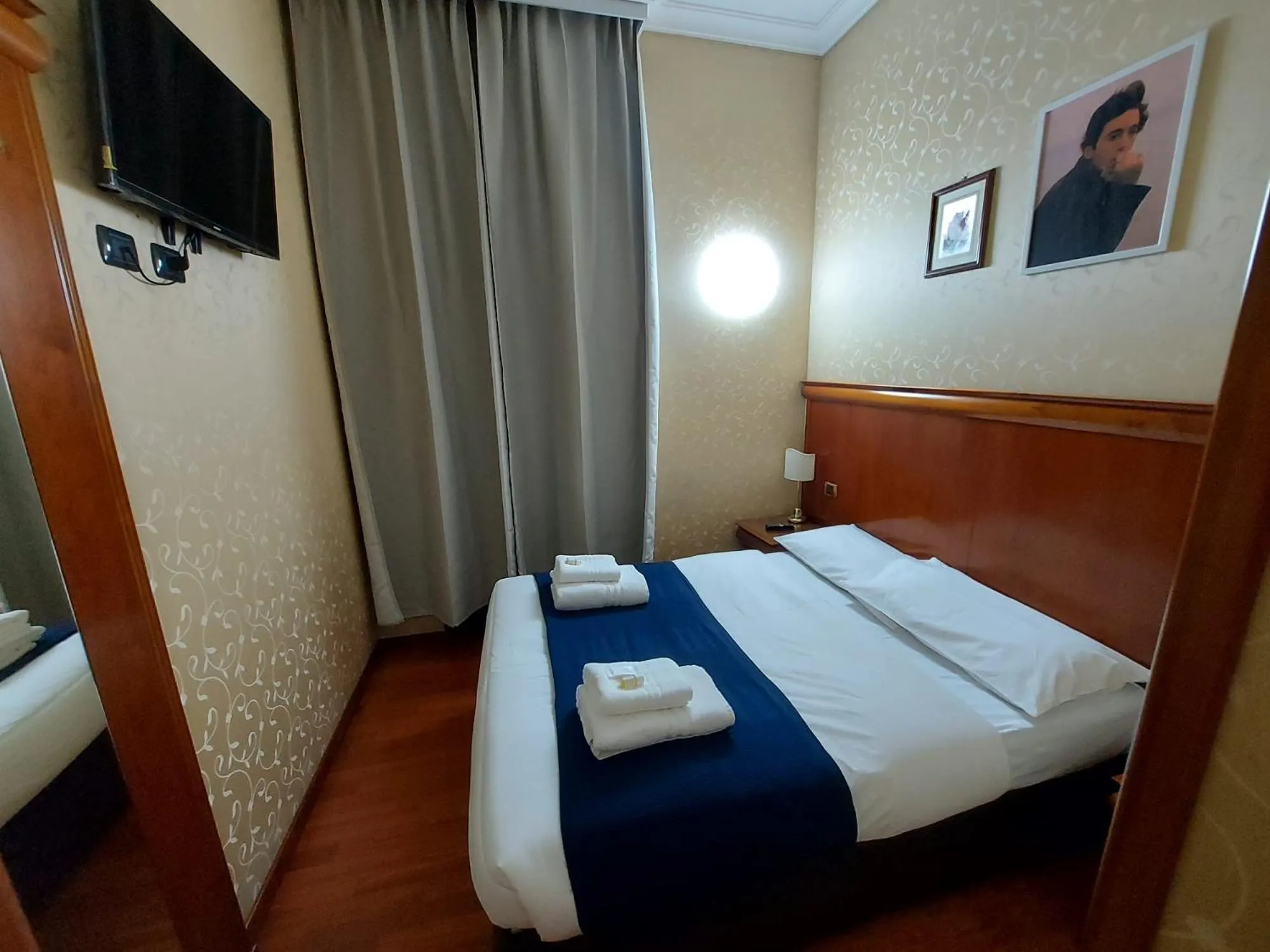 Bed in Hotel Positano 2