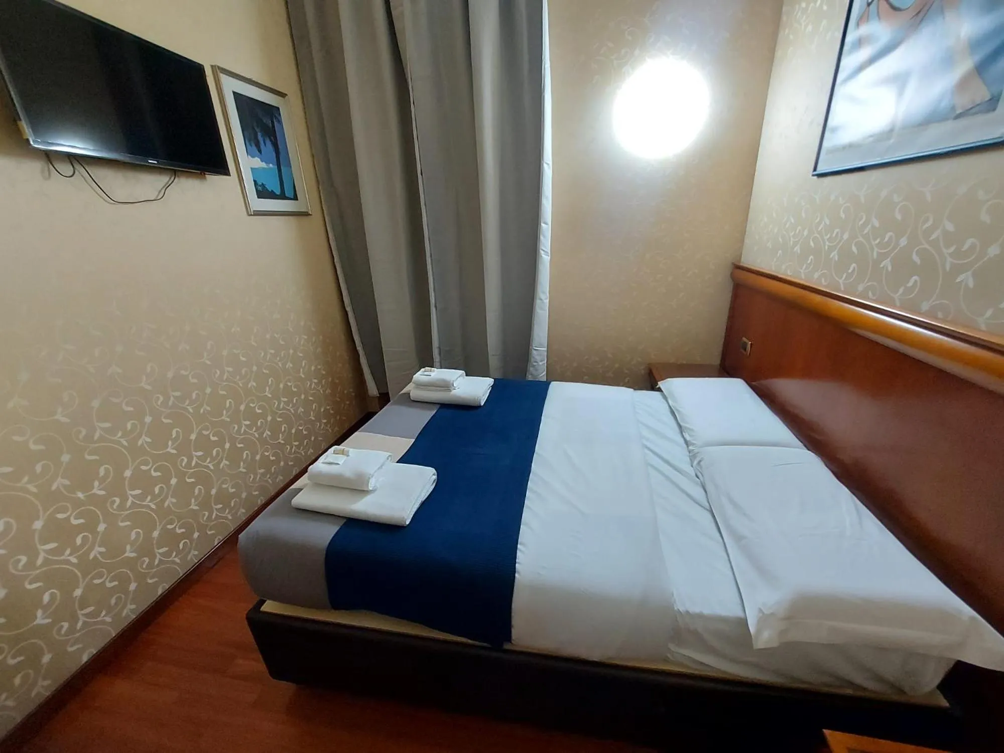 Bed in Hotel Positano 2