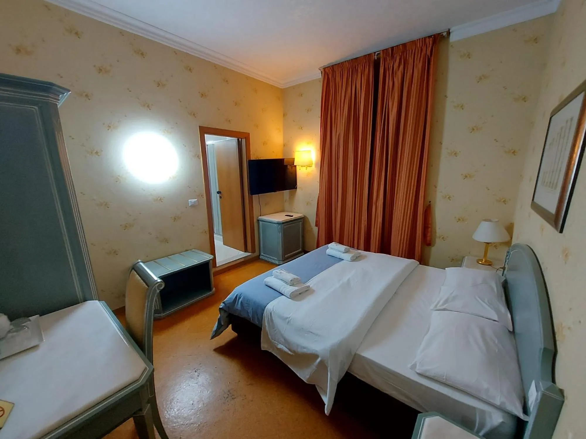 Bed in Hotel Positano 2