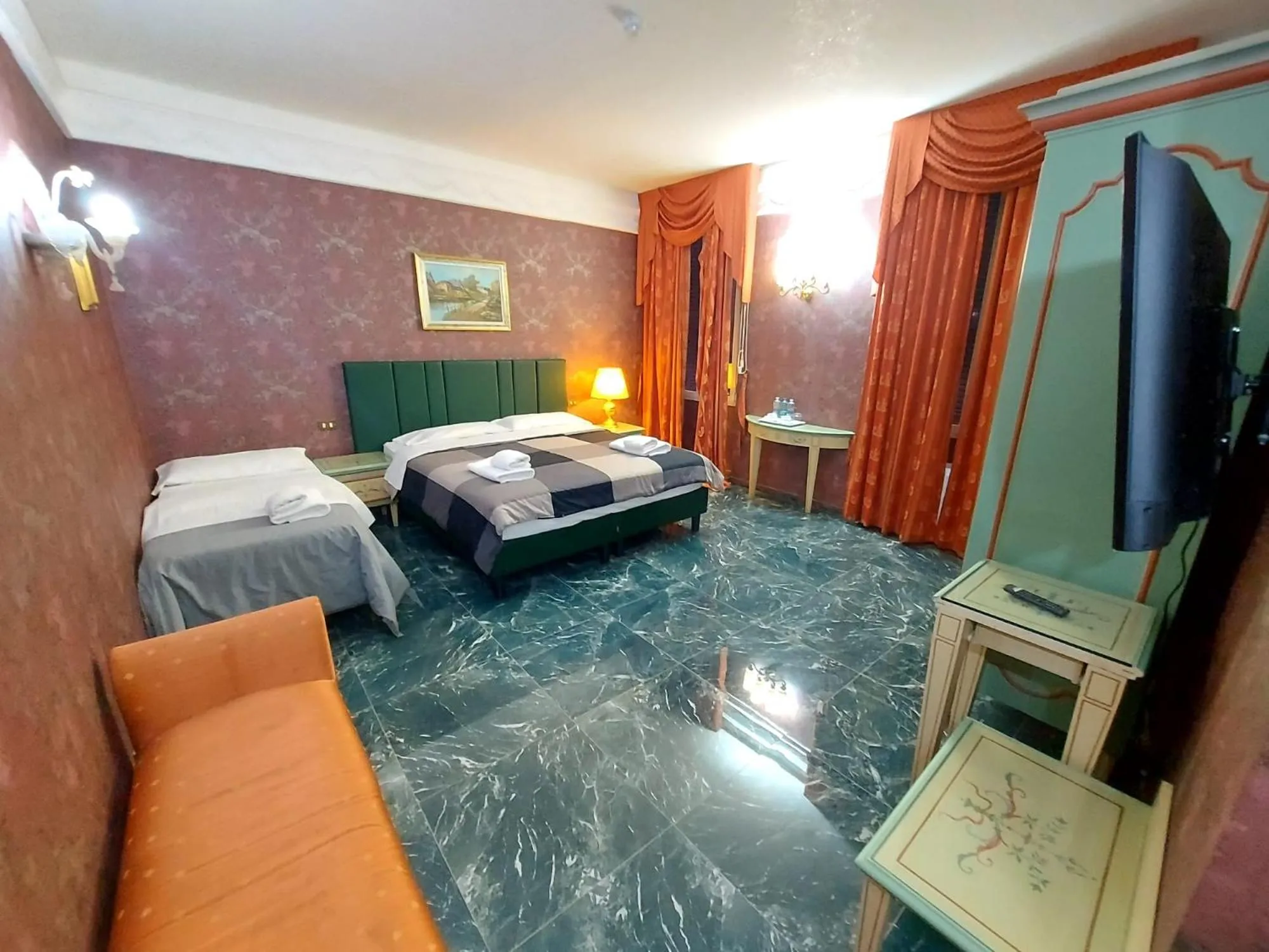 Bed in Hotel Positano 2