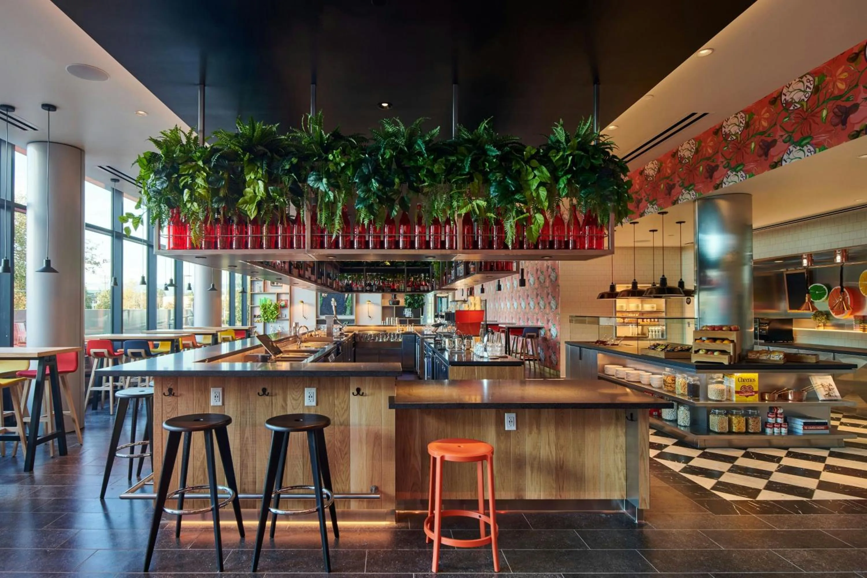 Restaurant/places to eat in citizenM Menlo Park