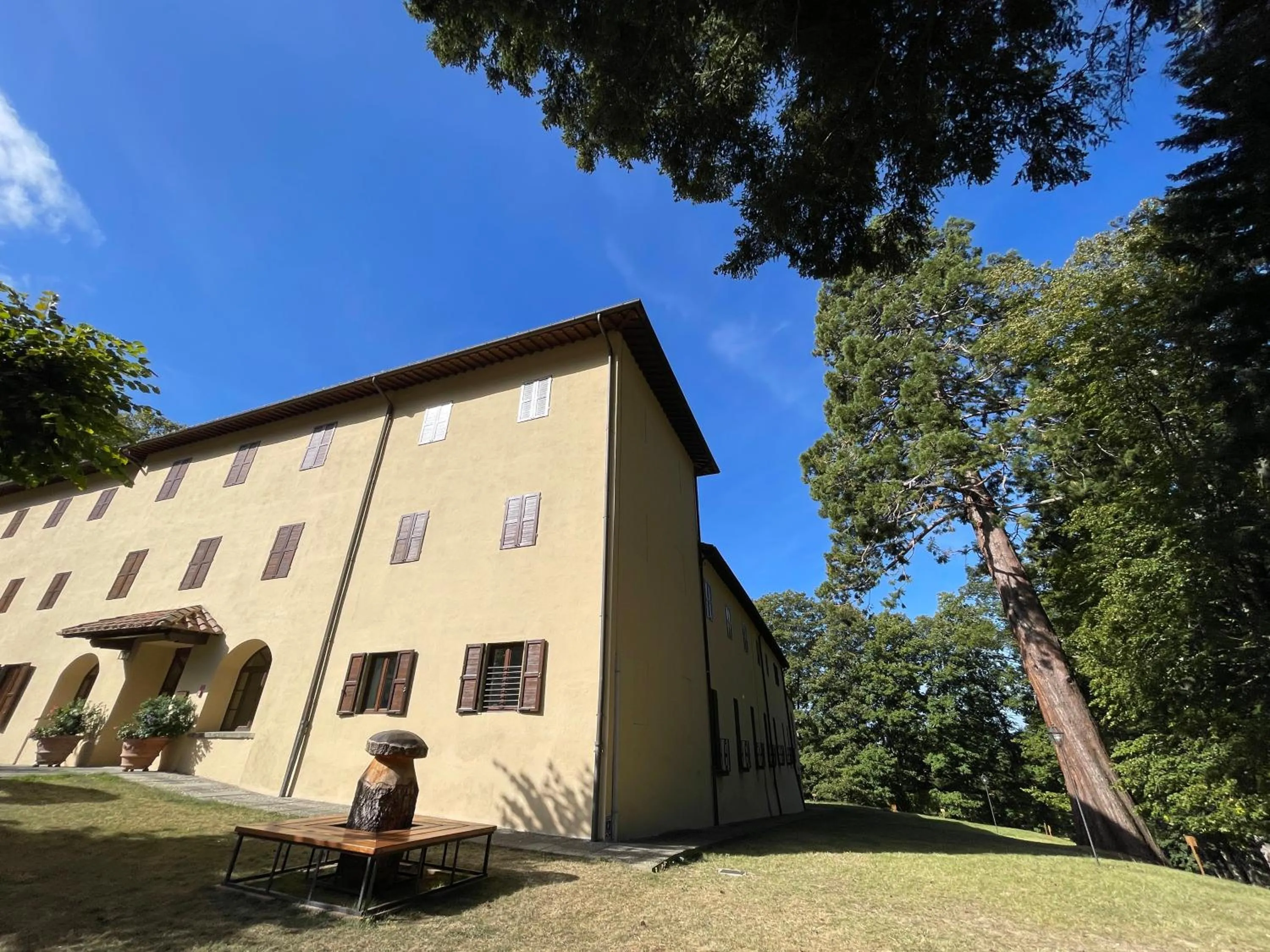 Property building in Hotel Rifugio la Foresta