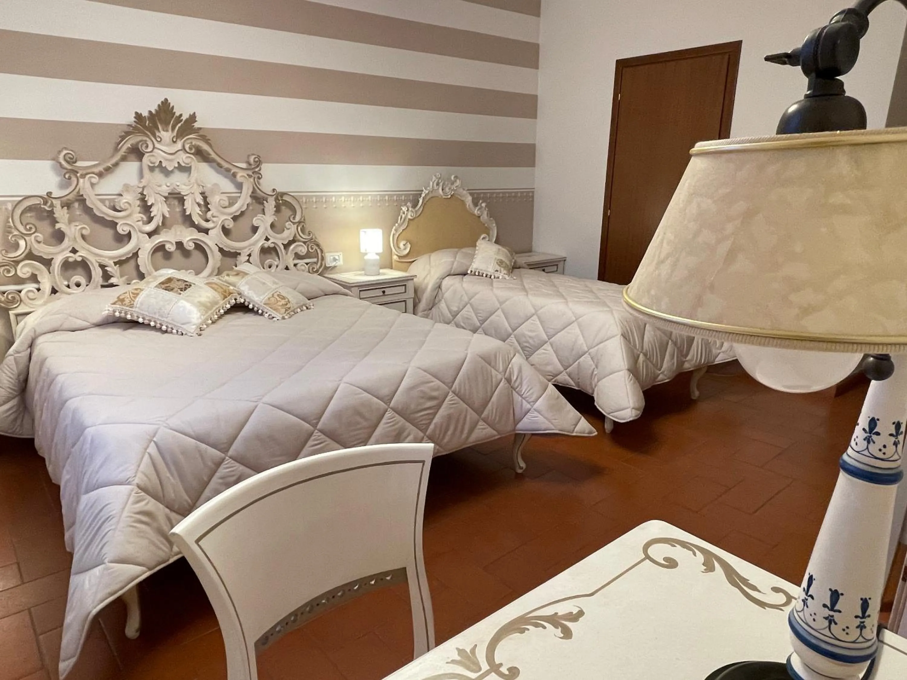 Photo of the whole room, Bed in Hotel Rifugio la Foresta