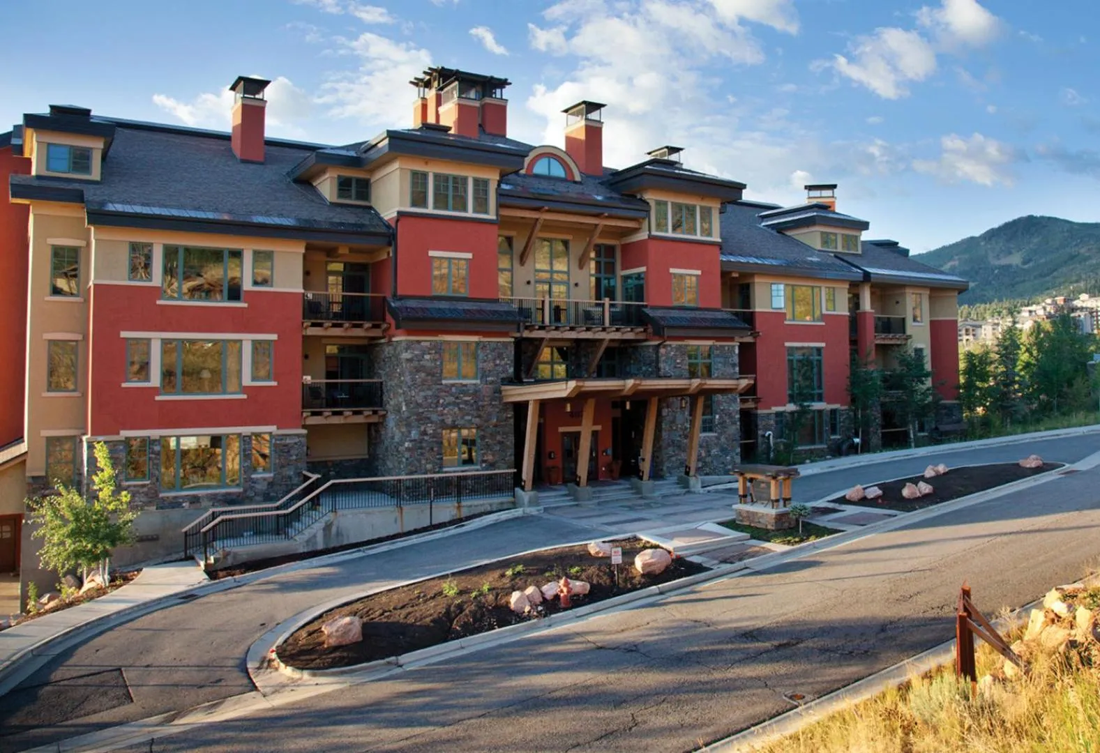 Property building in WorldMark Park City