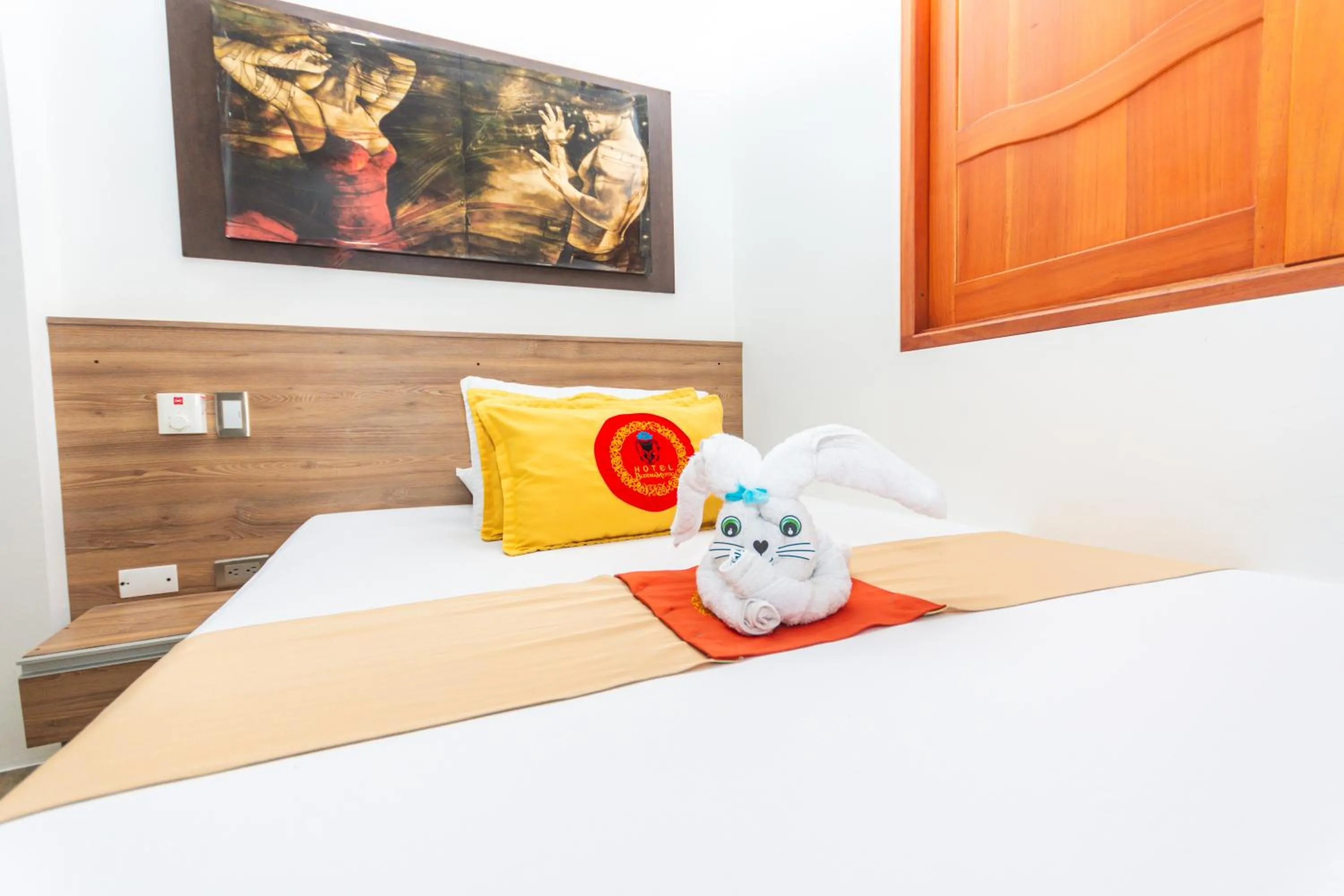 Bed in Hotel Buddha Mystic By Del Toro