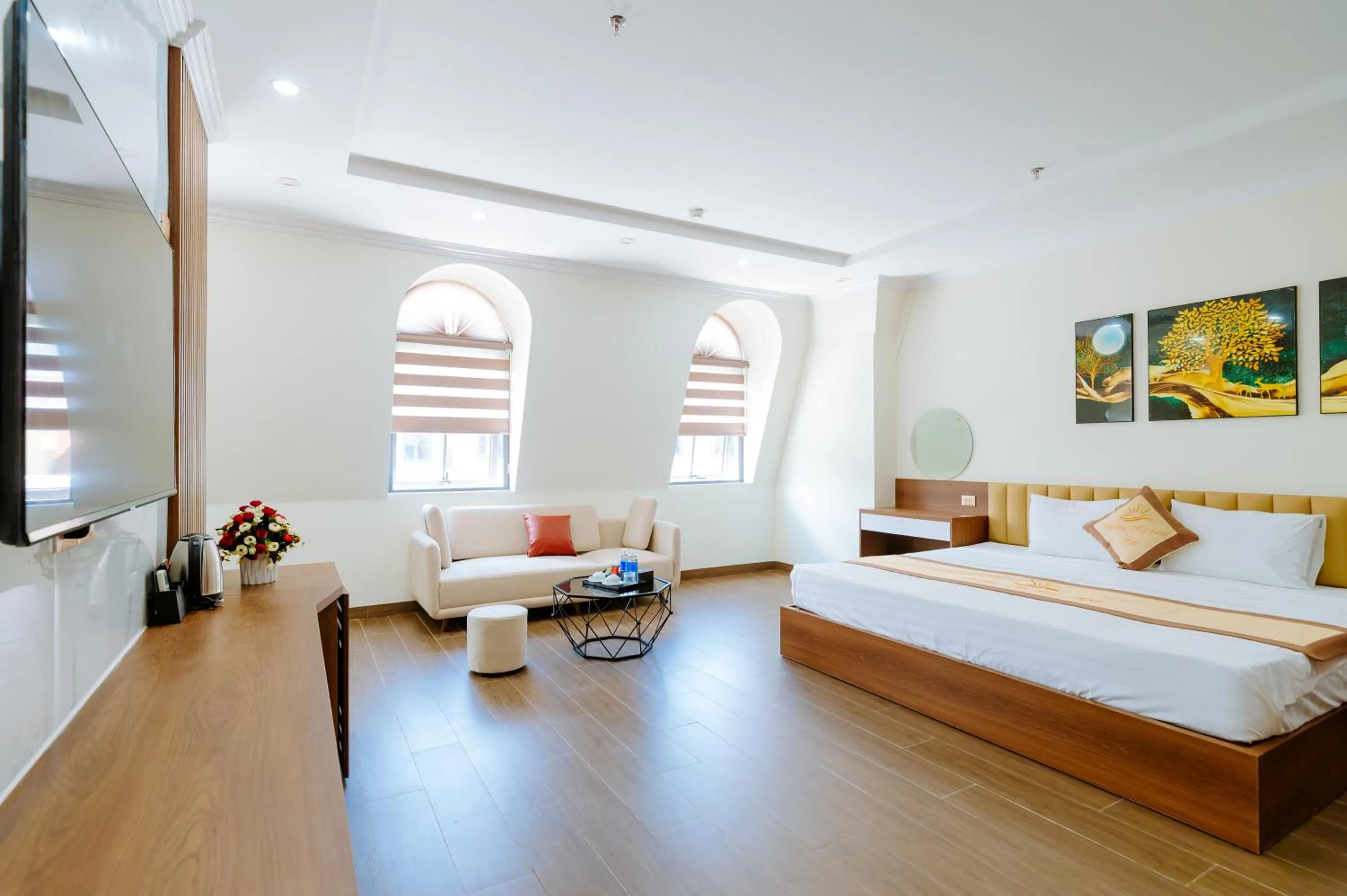 Bedroom, Bed in Sunshine Hạ Long Hotel